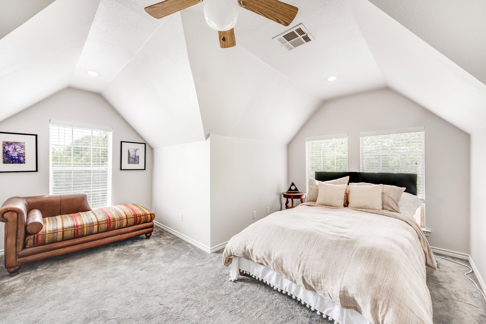 402 Hidden Oaks Lane