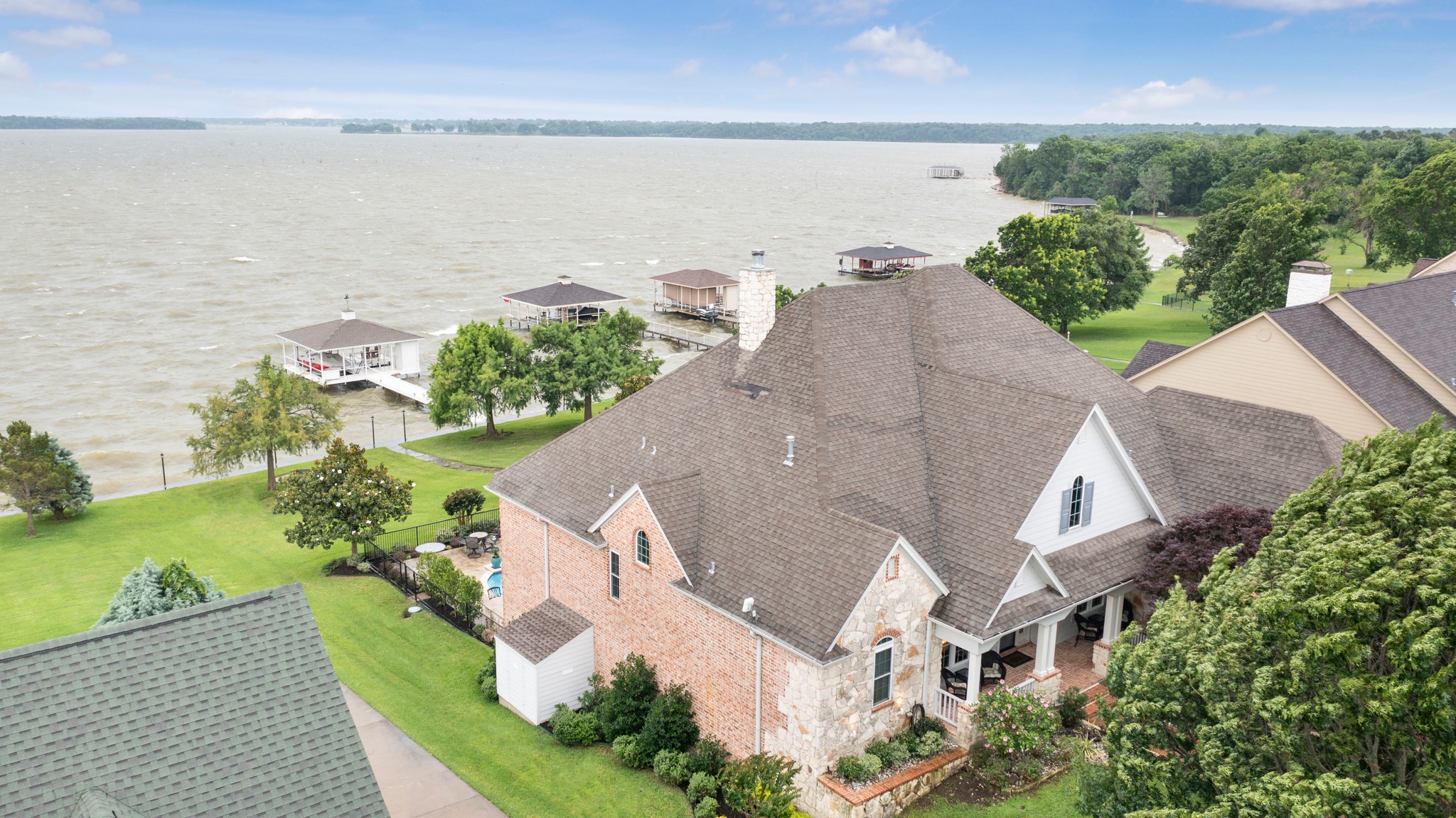 410 Moonlight Drive