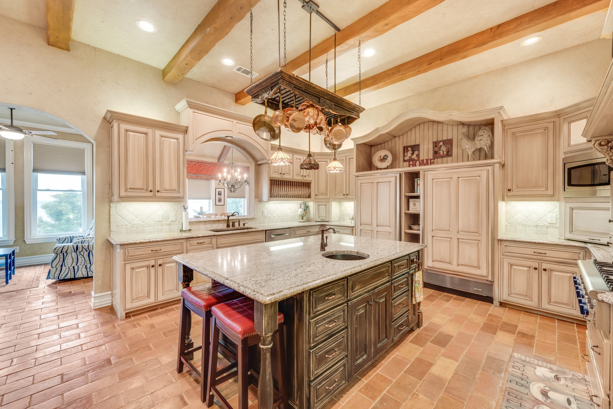 410 Moonlight Drive