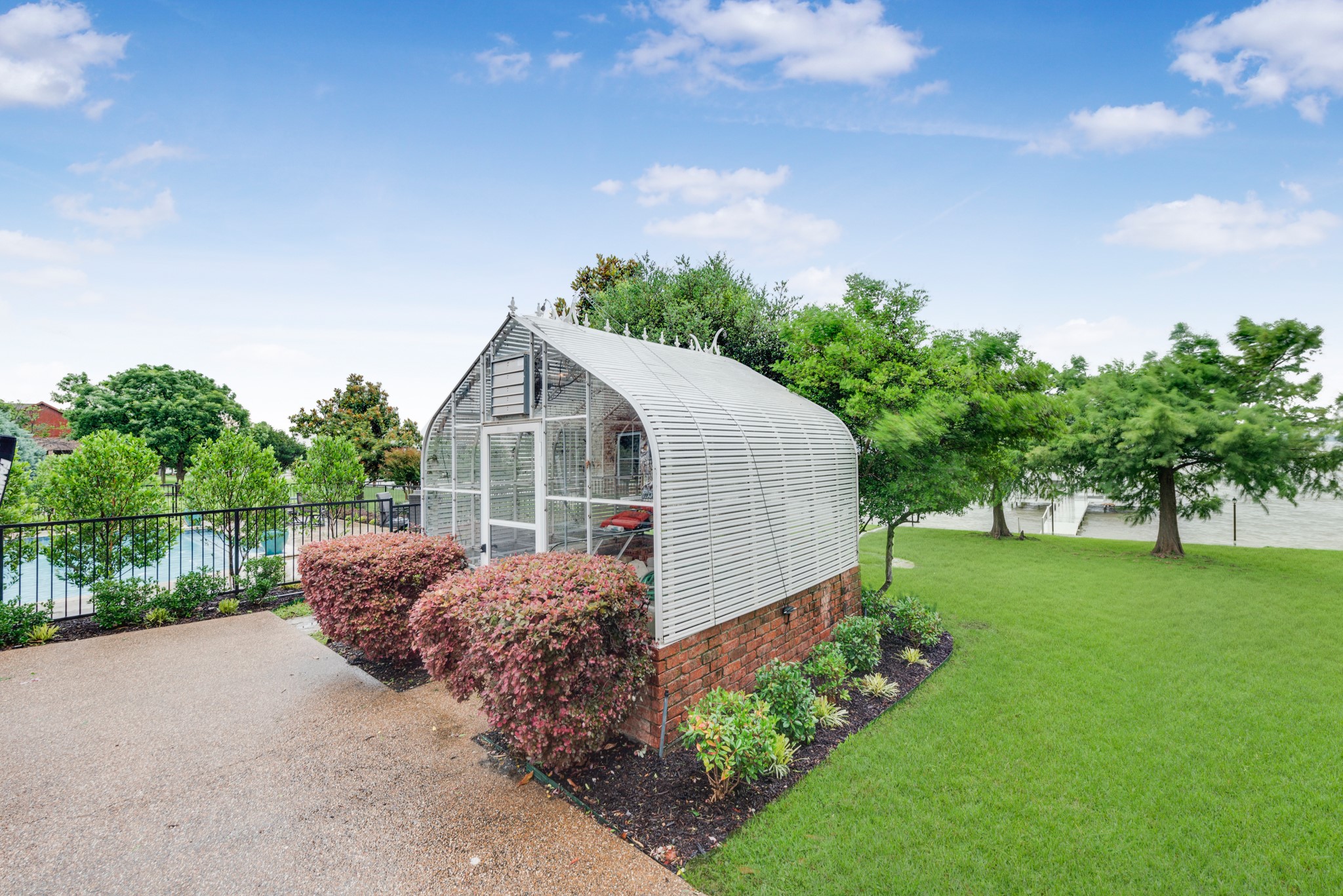 410 Moonlight Drive