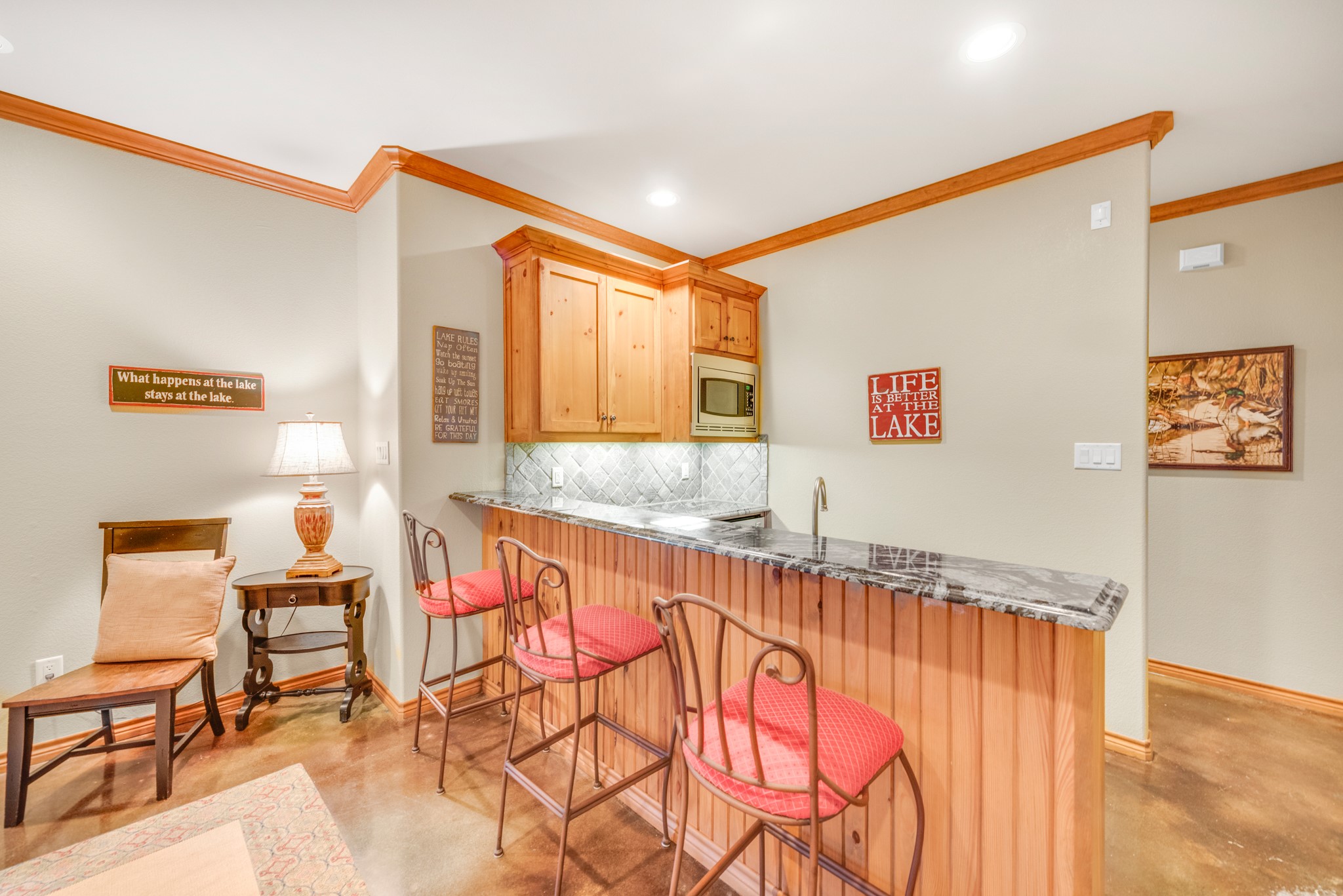 410 Moonlight Drive