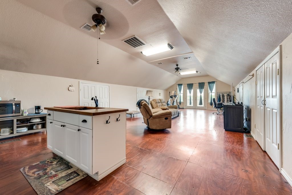 344 County Road 2171