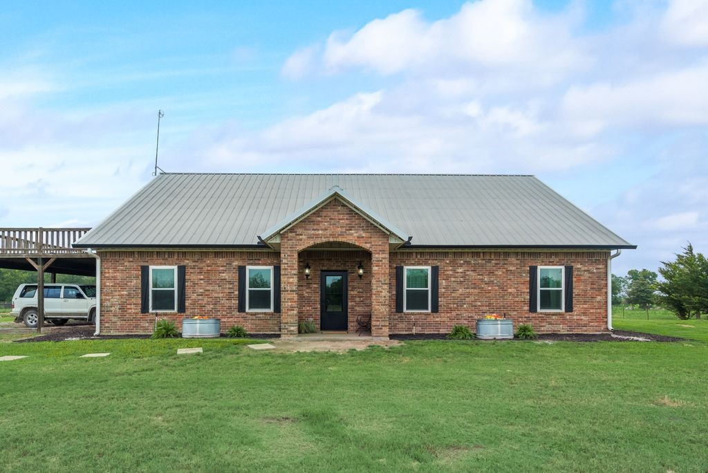 344 County Road 2171
