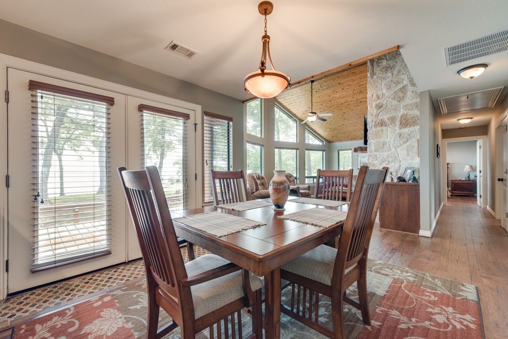 133 Lakeview Drive
