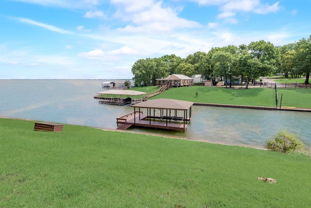 133 Lakeview Drive