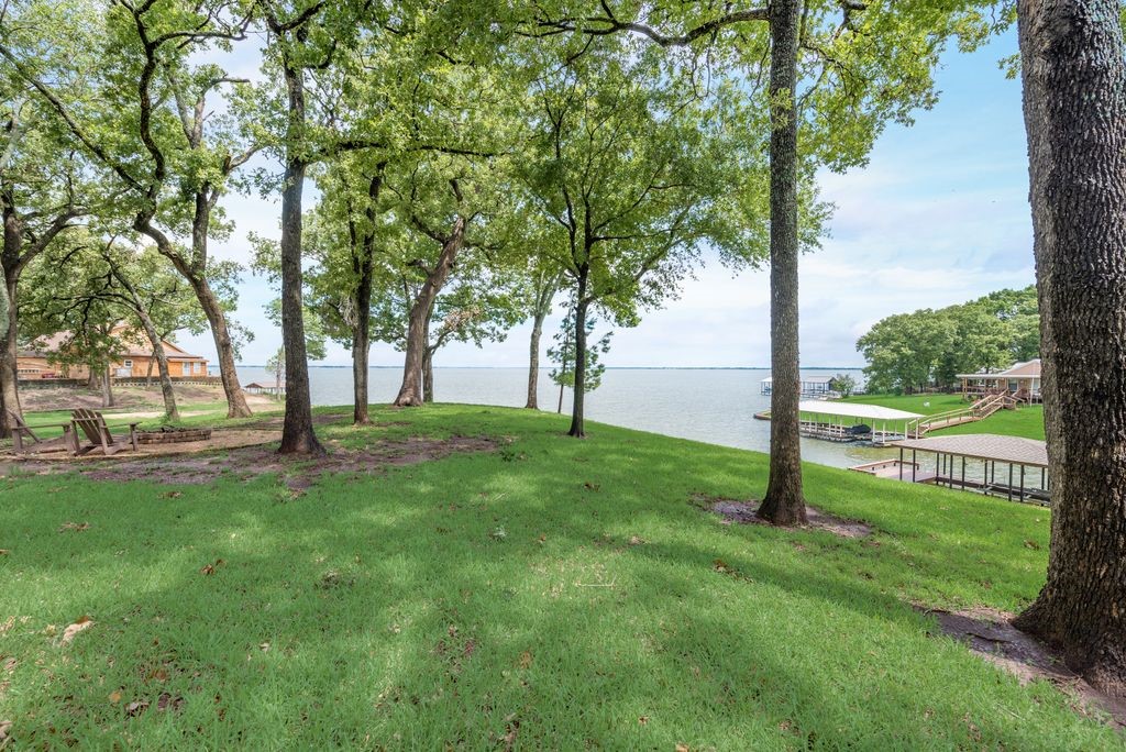 133 Lakeview Drive