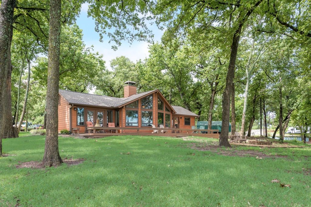 133 Lakeview Drive