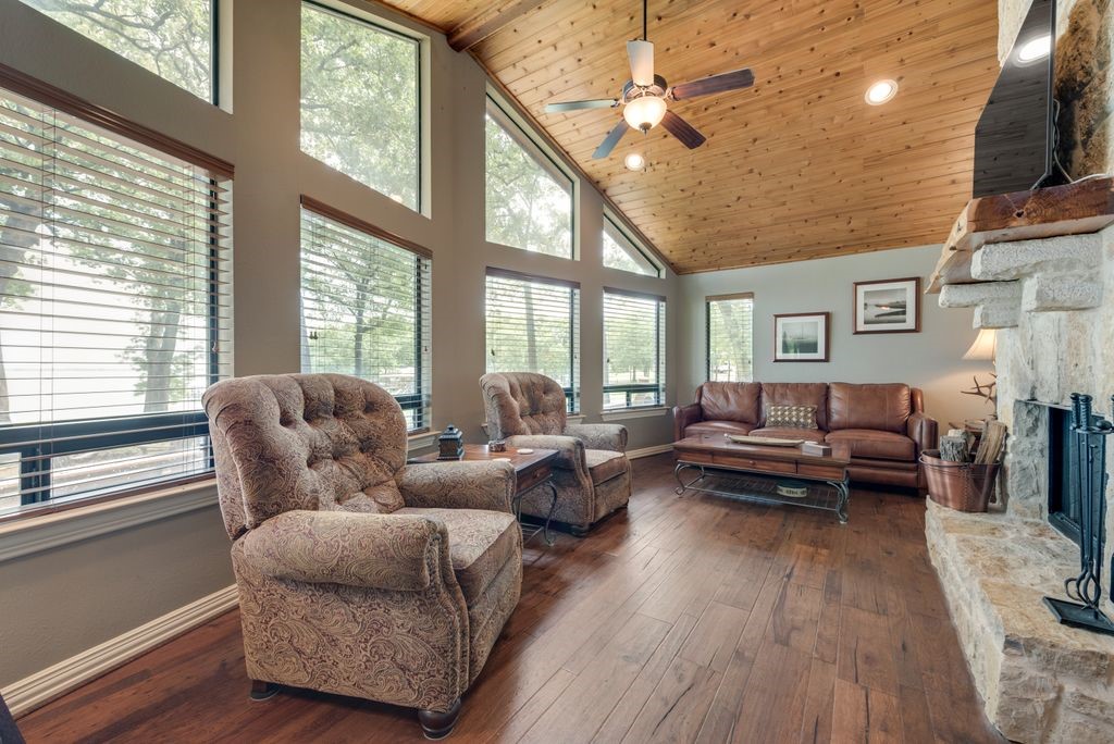 133 Lakeview Drive