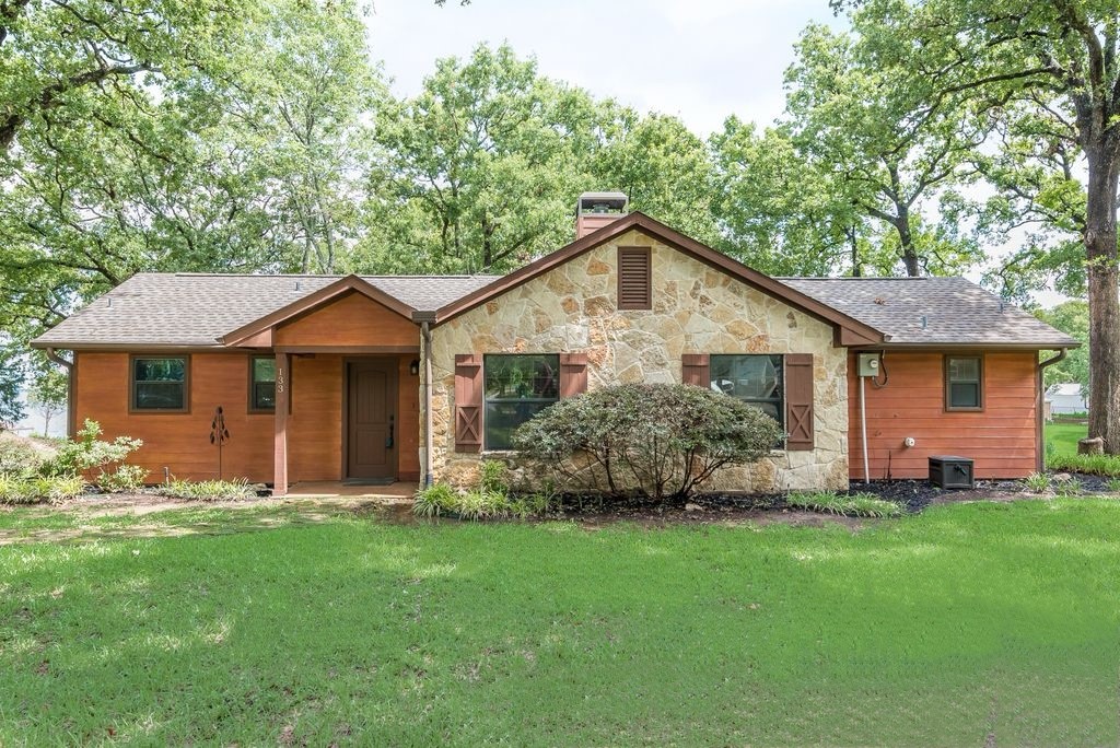 133 Lakeview Drive