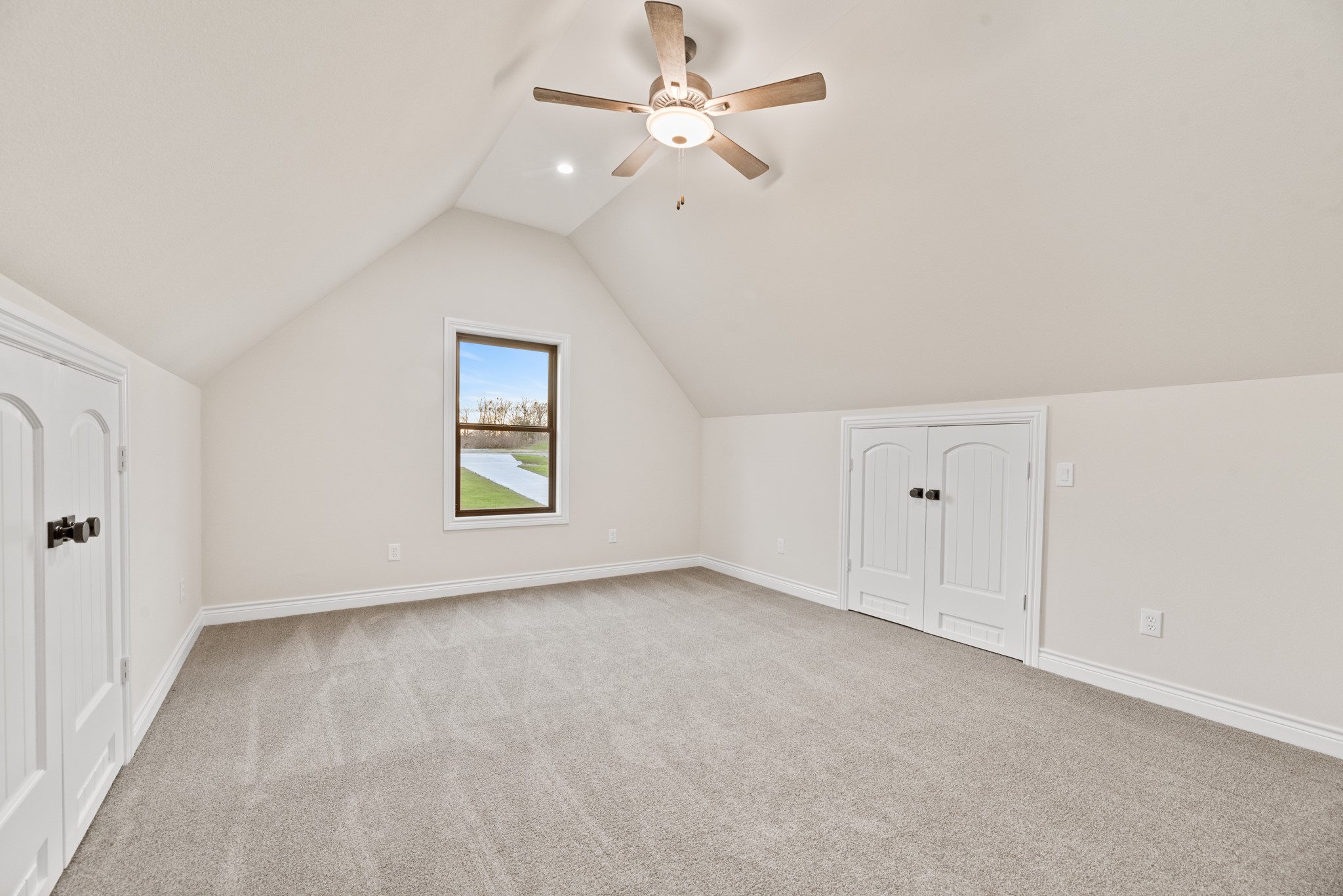 340 Emerald Lane
