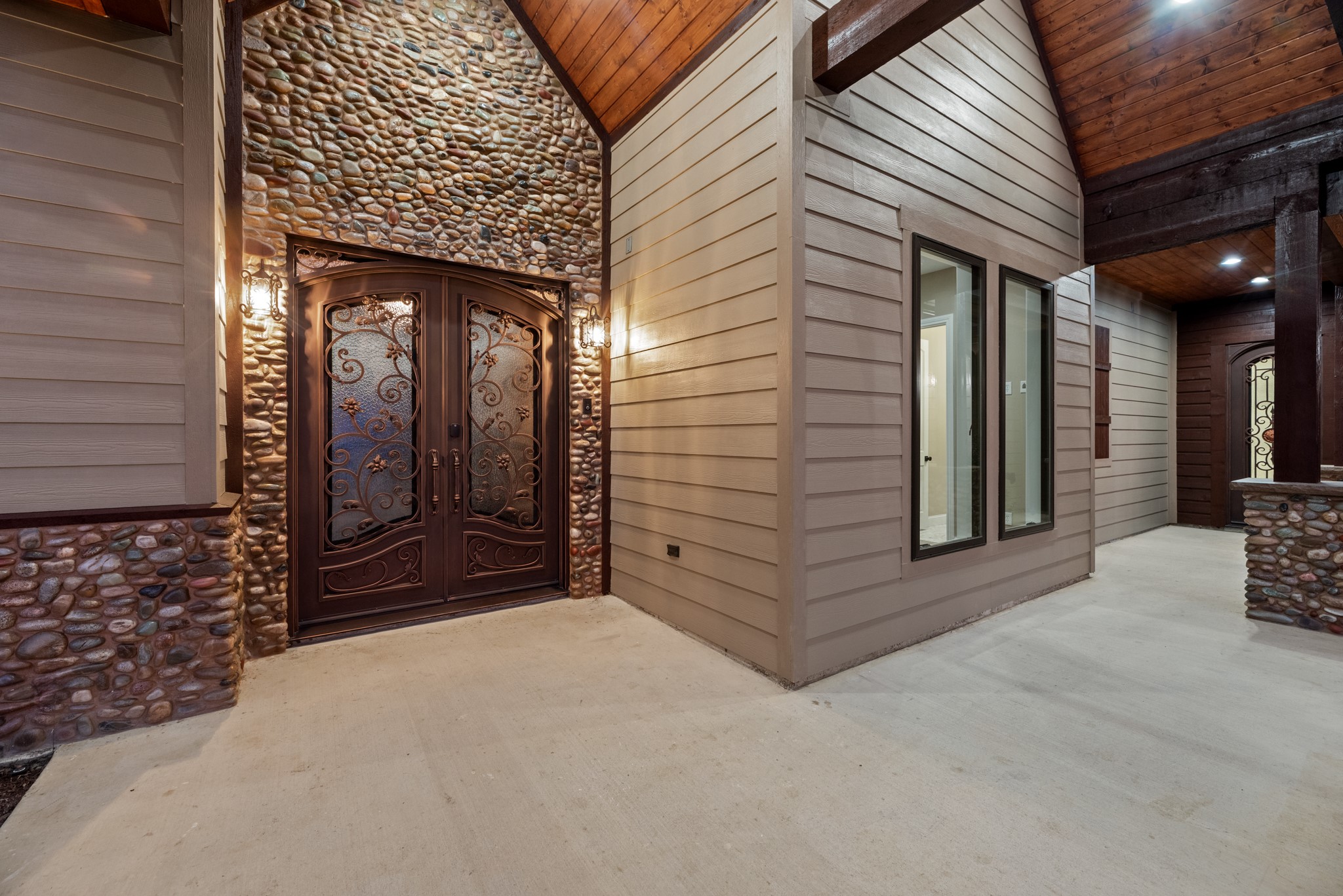 340 Emerald Lane