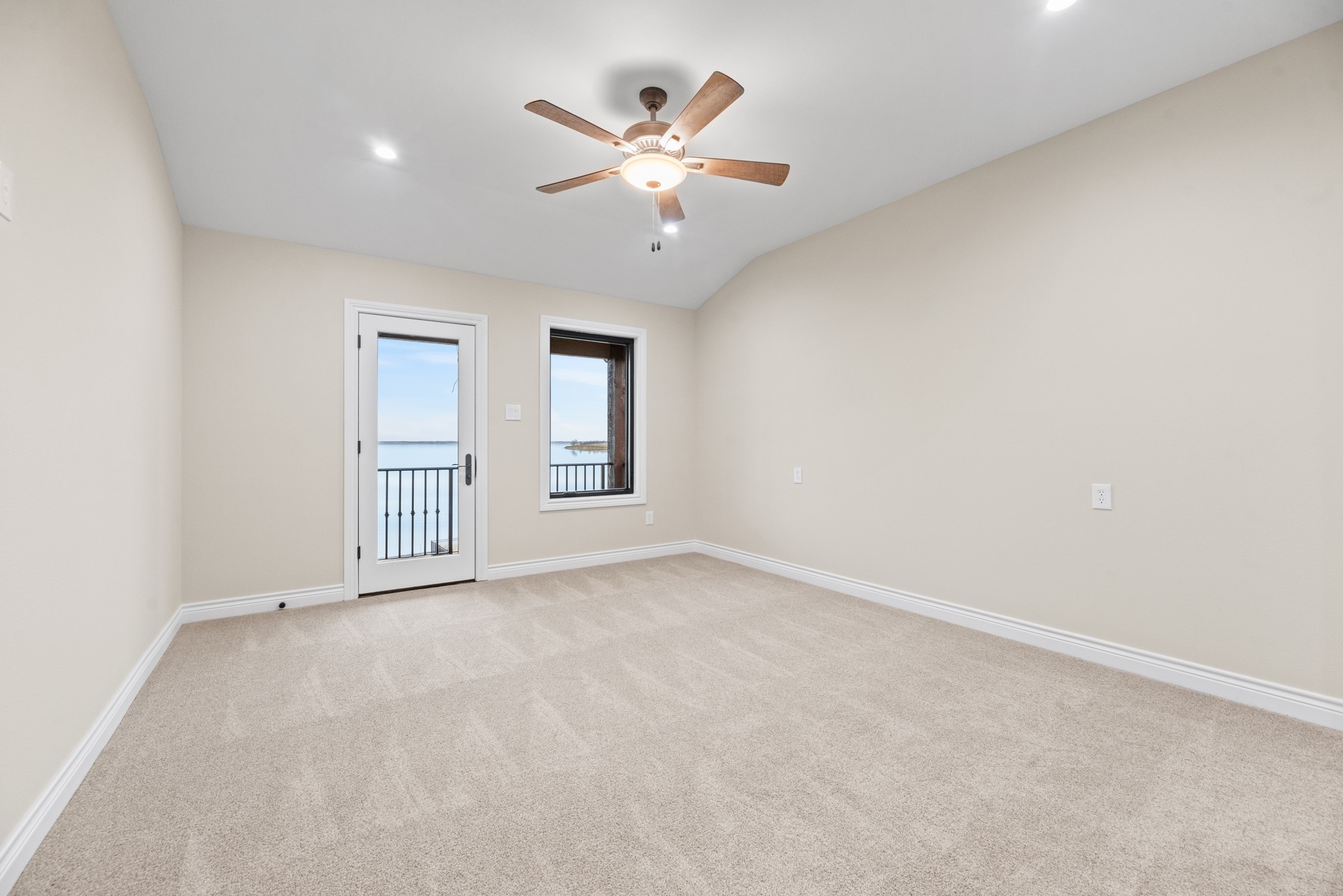 340 Emerald Lane