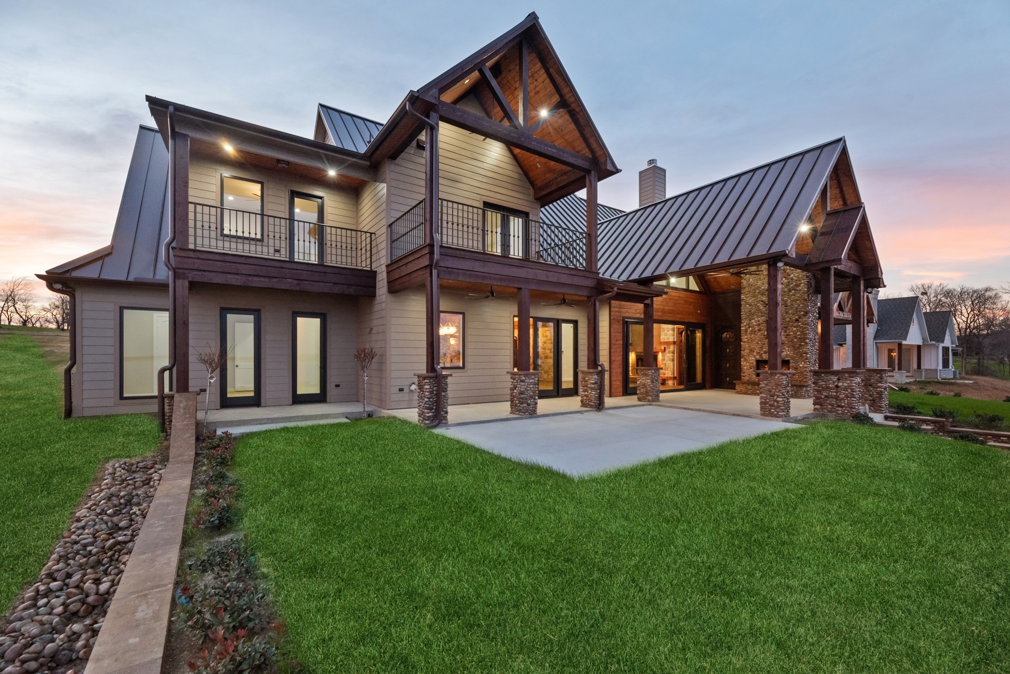 340 Emerald Lane
