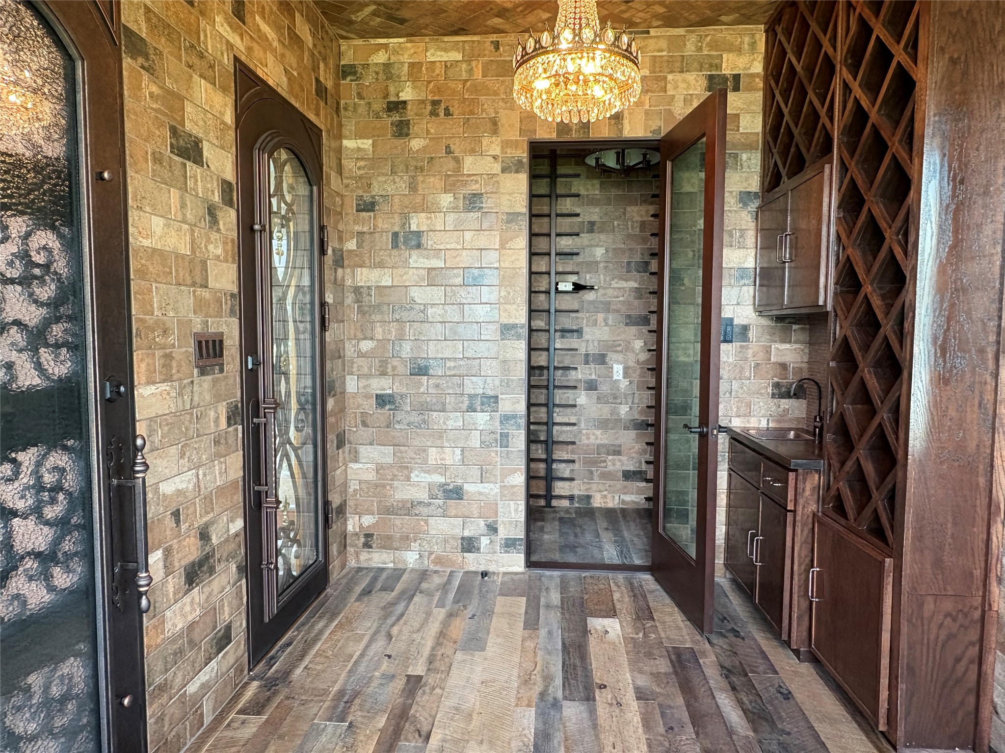 340 Emerald Lane