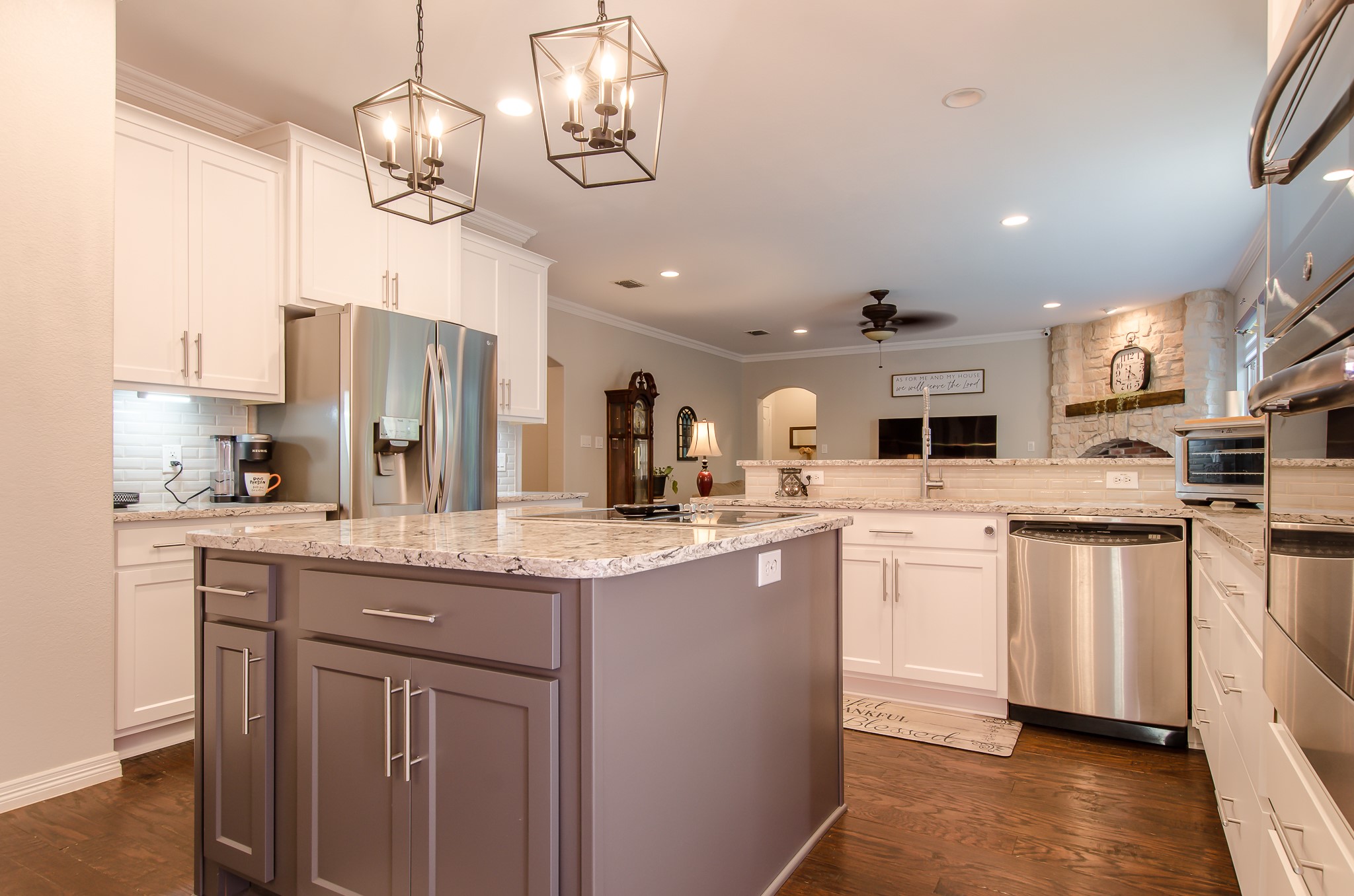 3653 NE County Road 0095