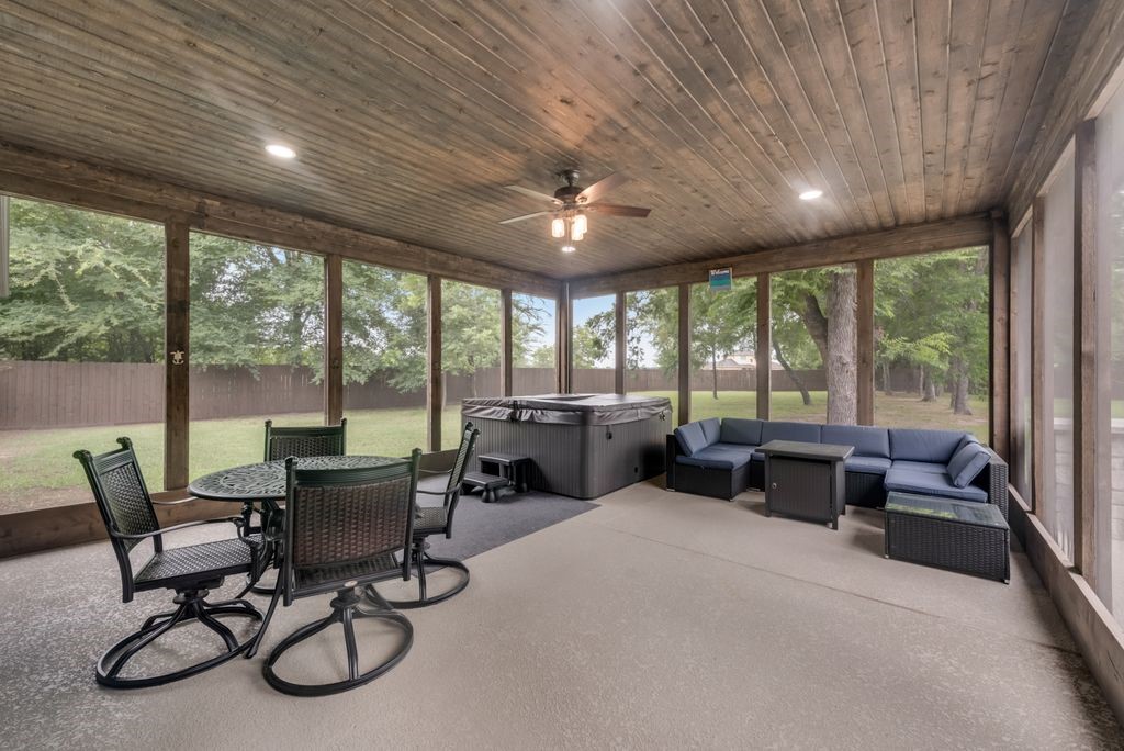 733 Waters Edge Drive