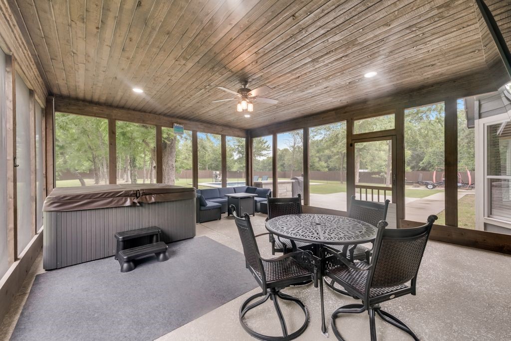 733 Waters Edge Drive