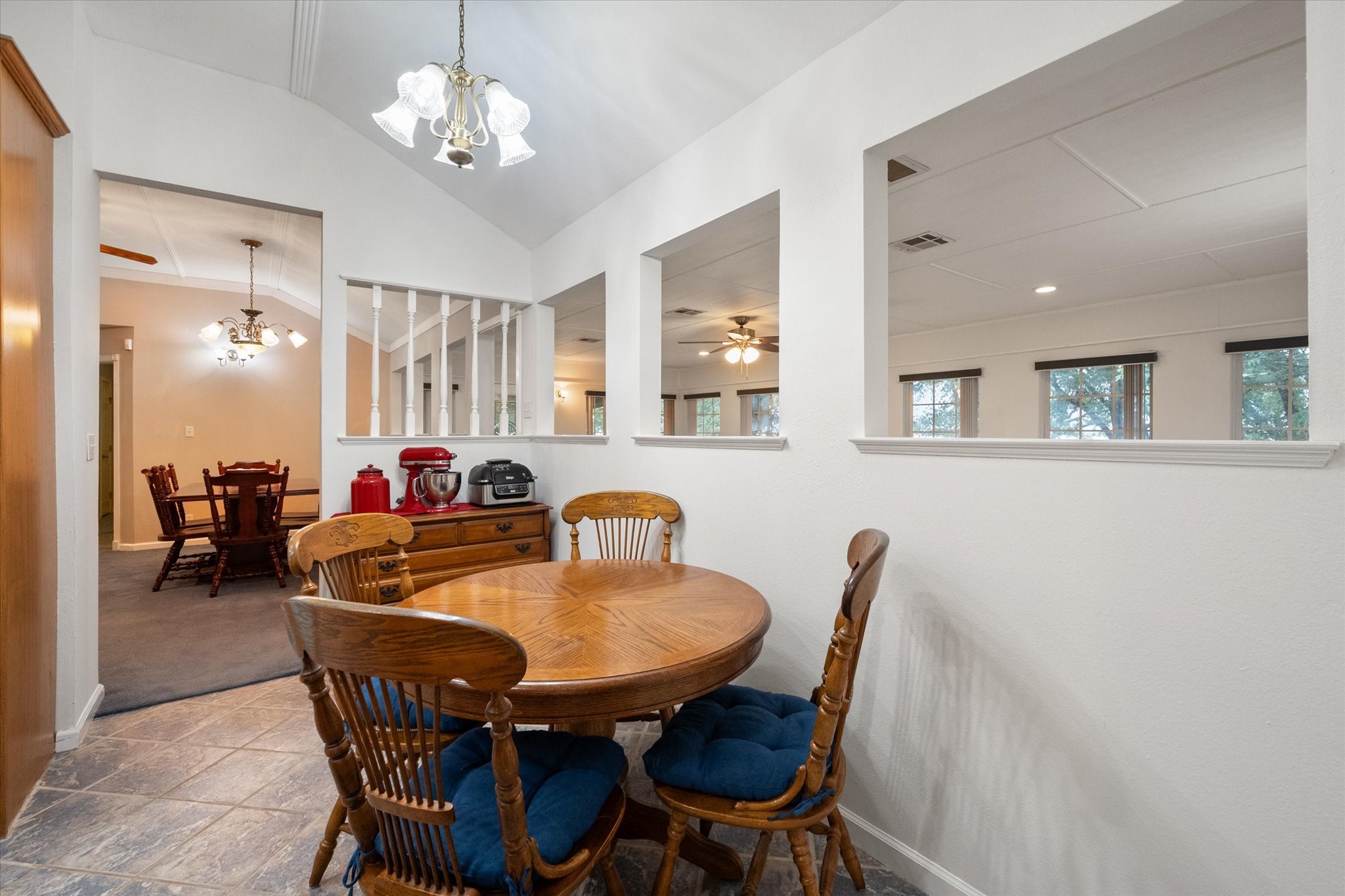 449 Meandering Way