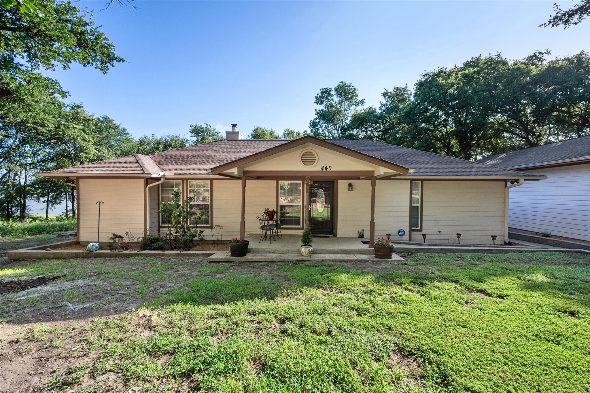 449 Meandering Way