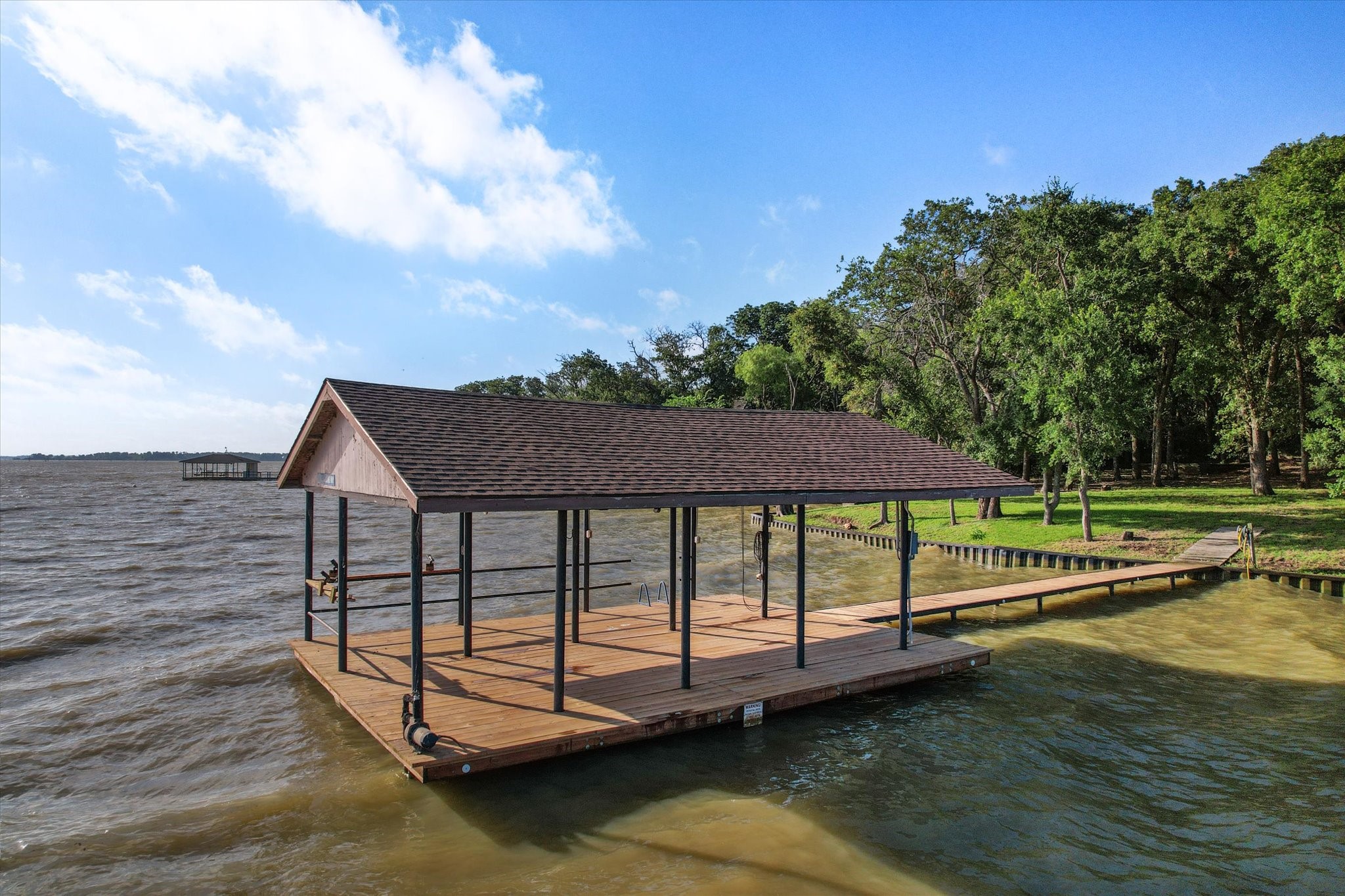 449 Meandering Way