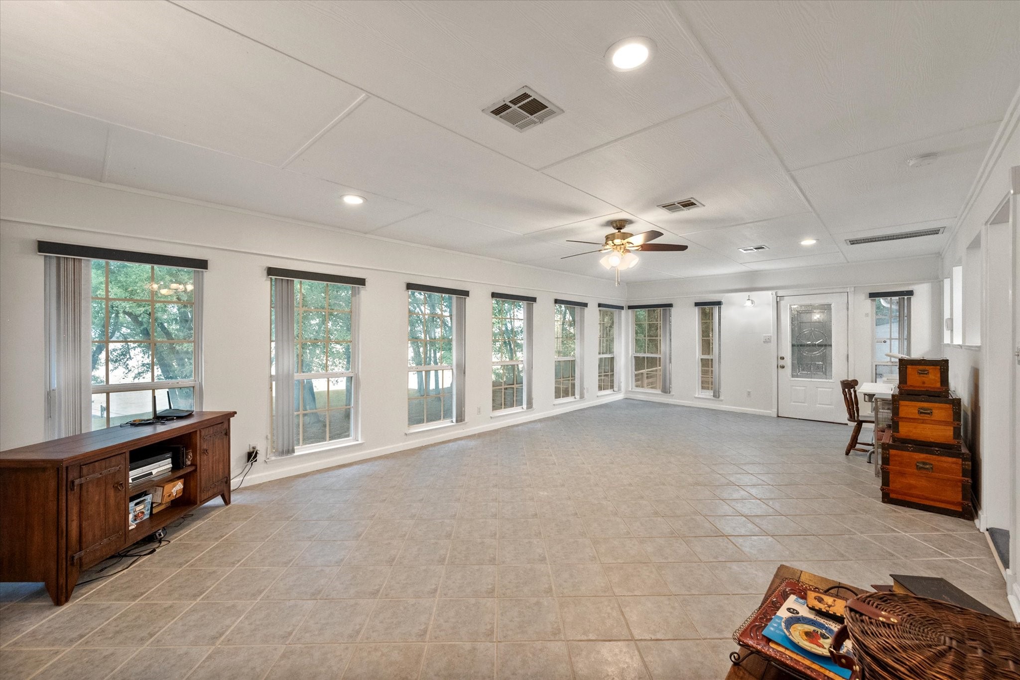 449 Meandering Way