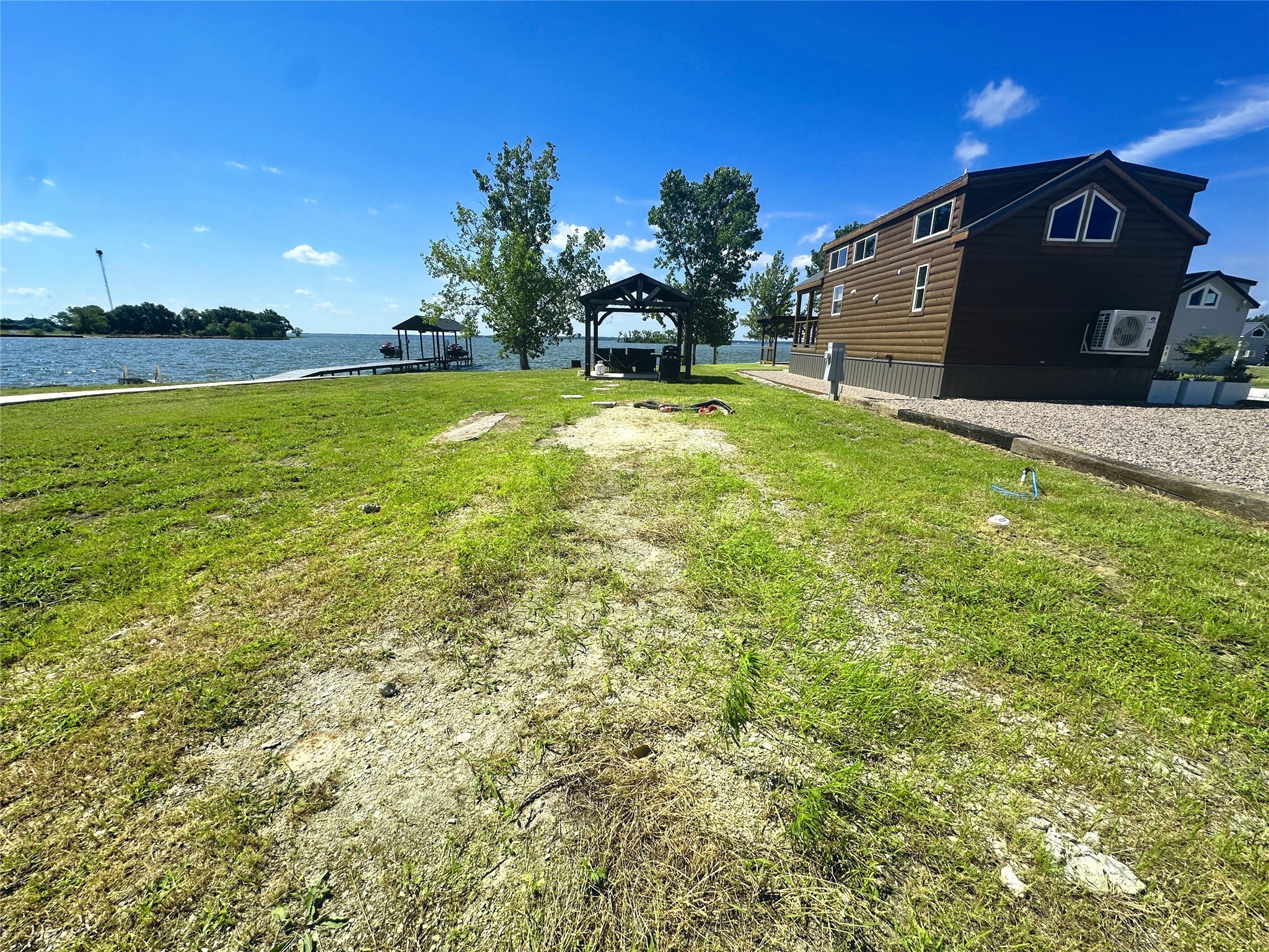 6415 Peninsula Road
