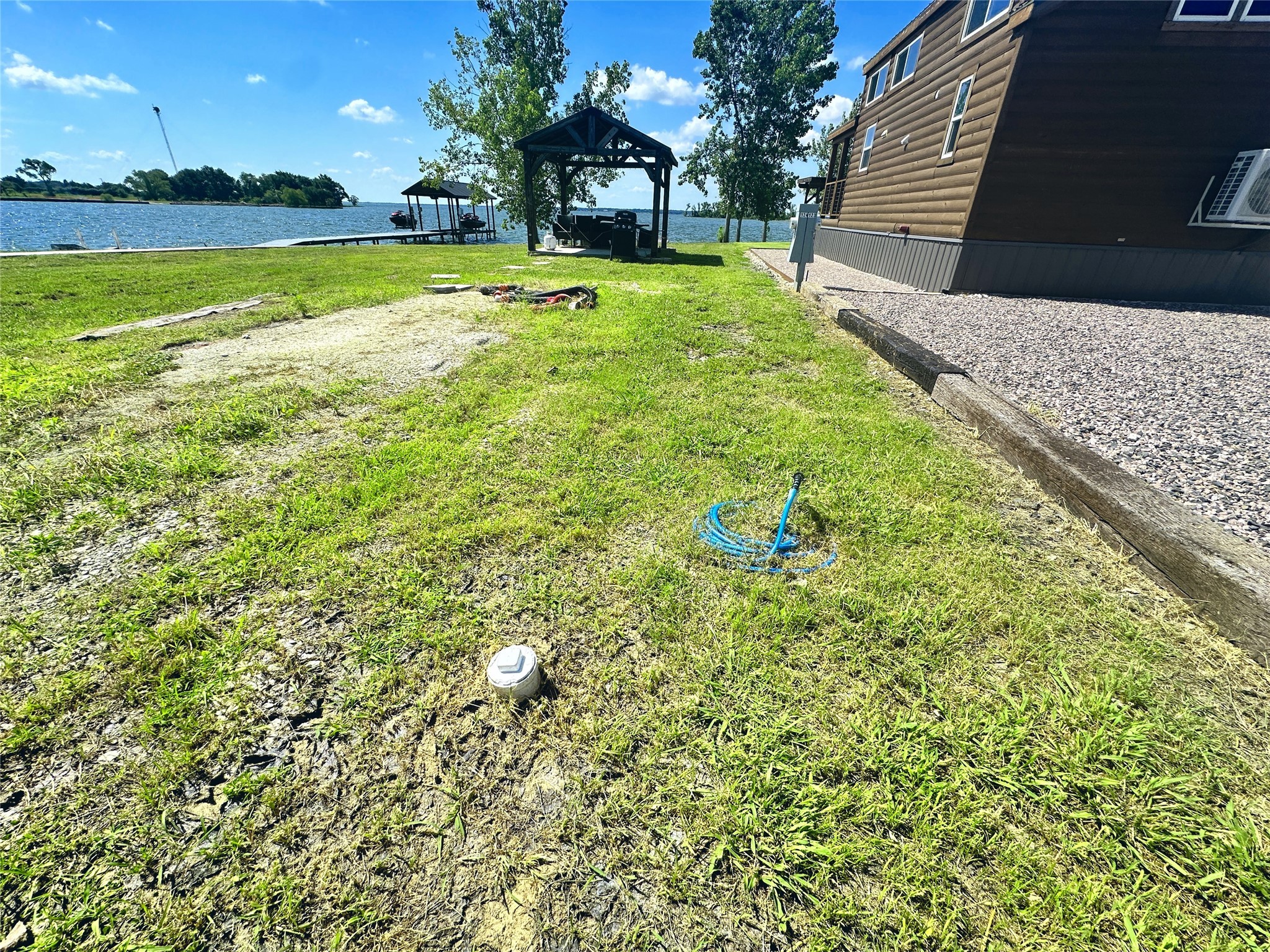6415 Peninsula Road