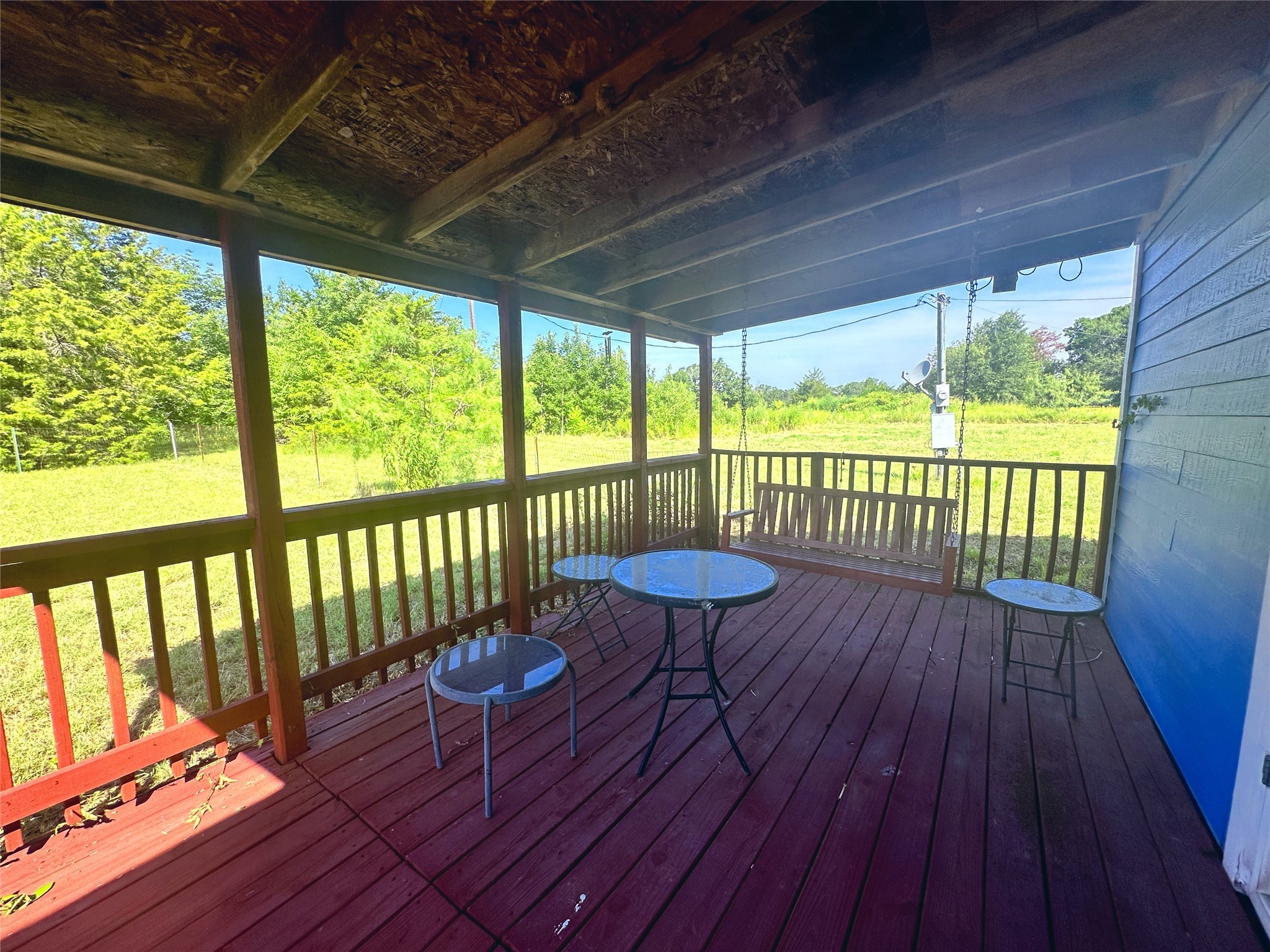 1910 County Road 2230