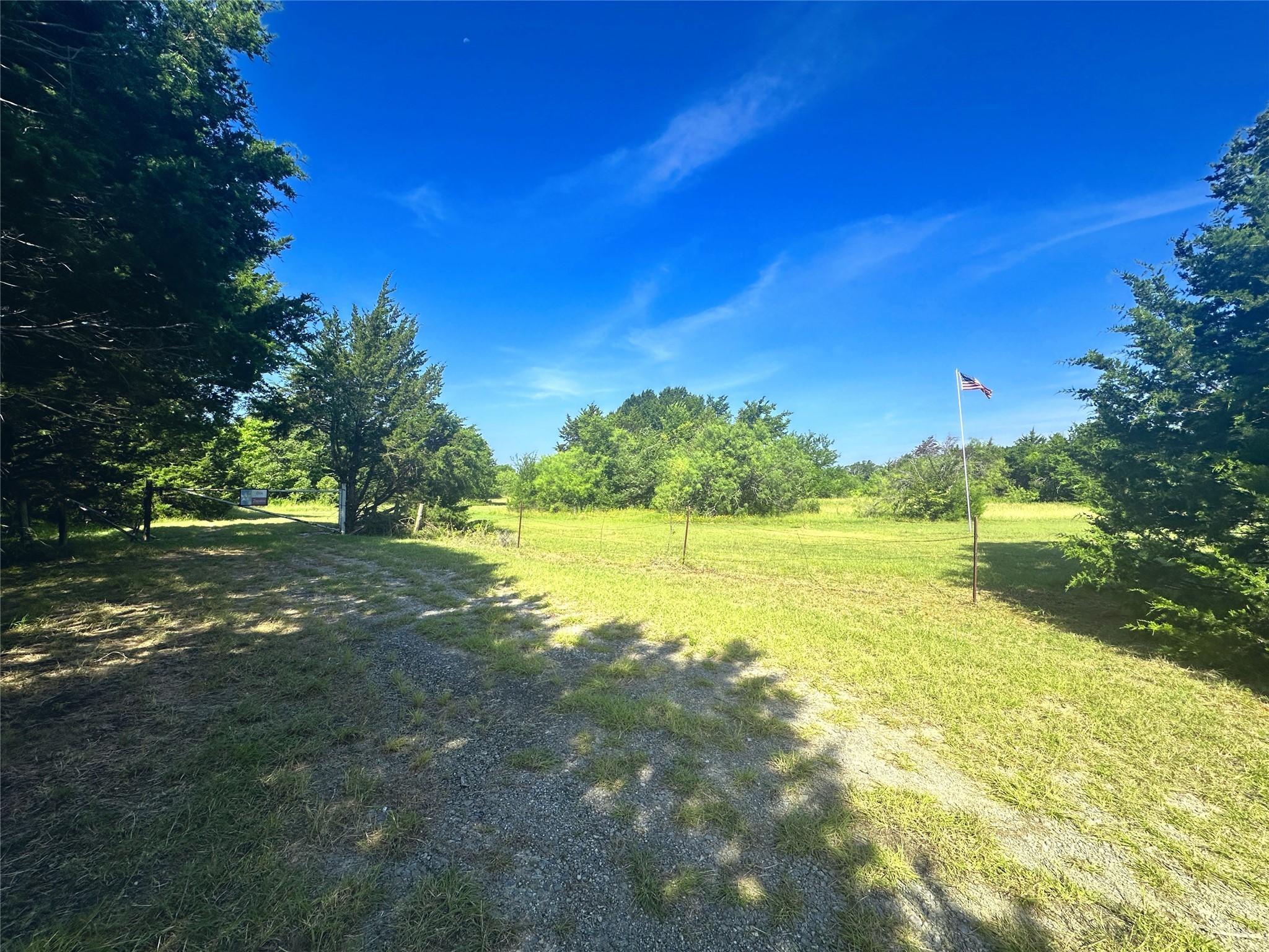 1910 County Road 2230