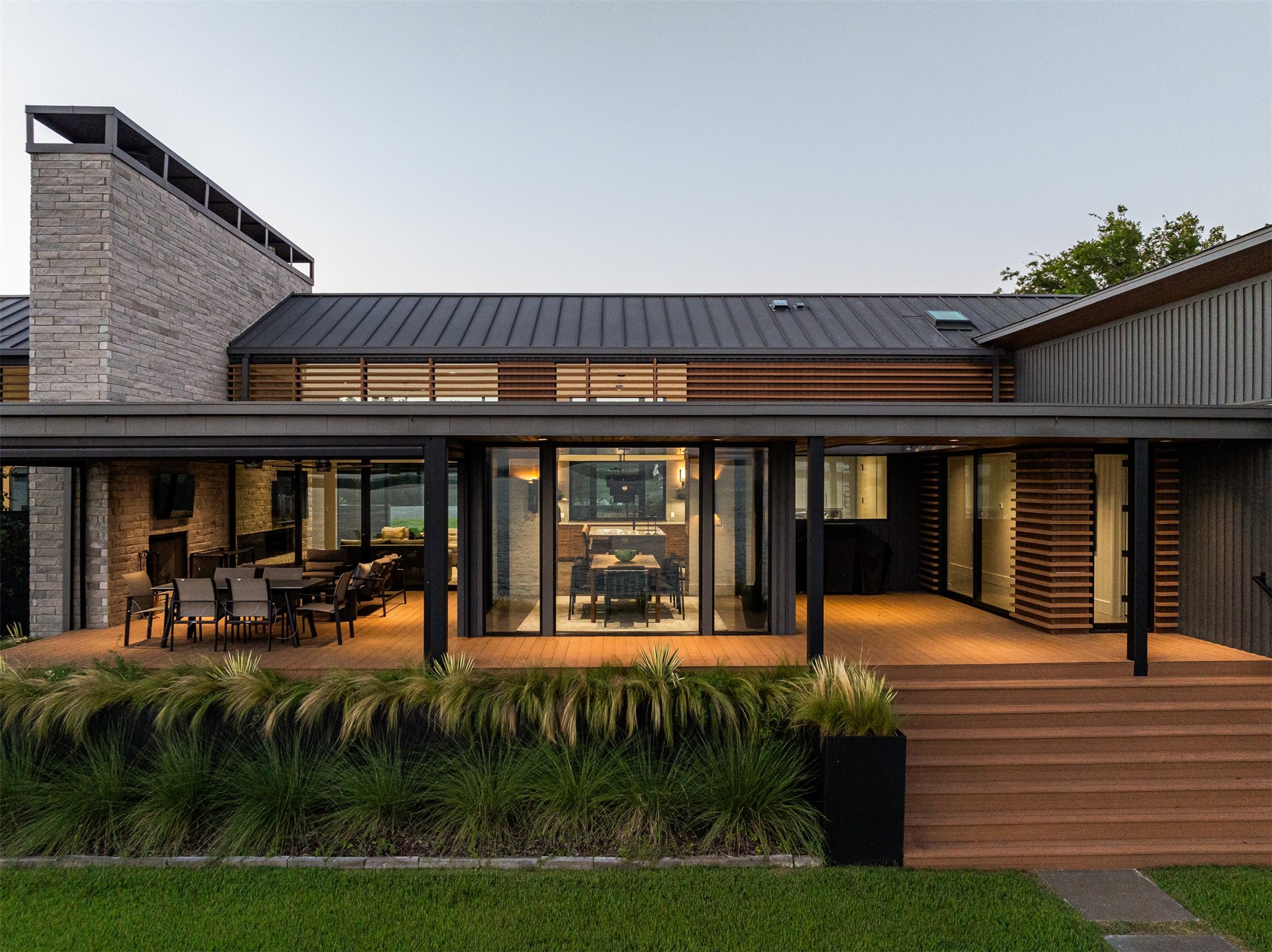 2240 Lake View Landing