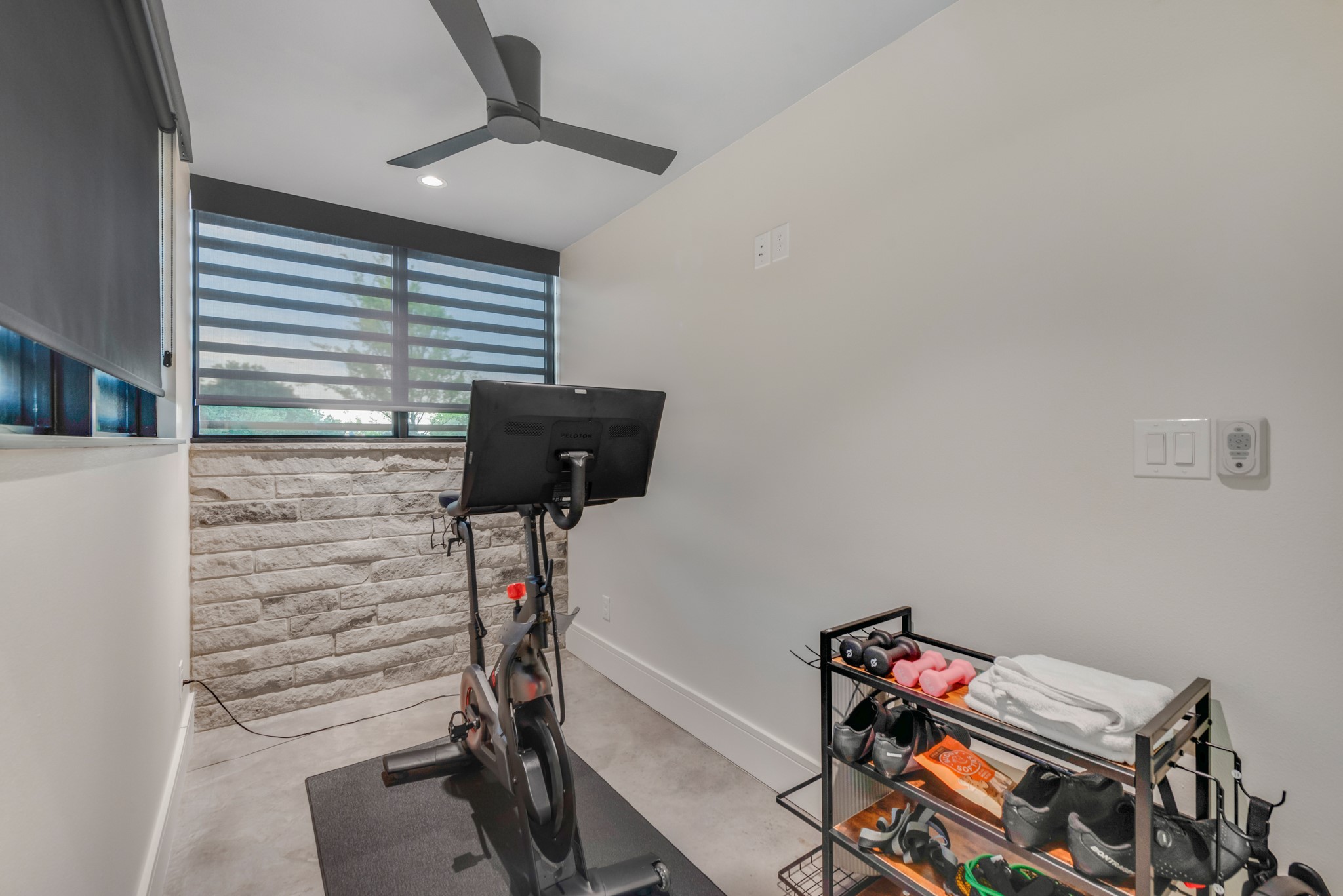 2240 Lake View Landing