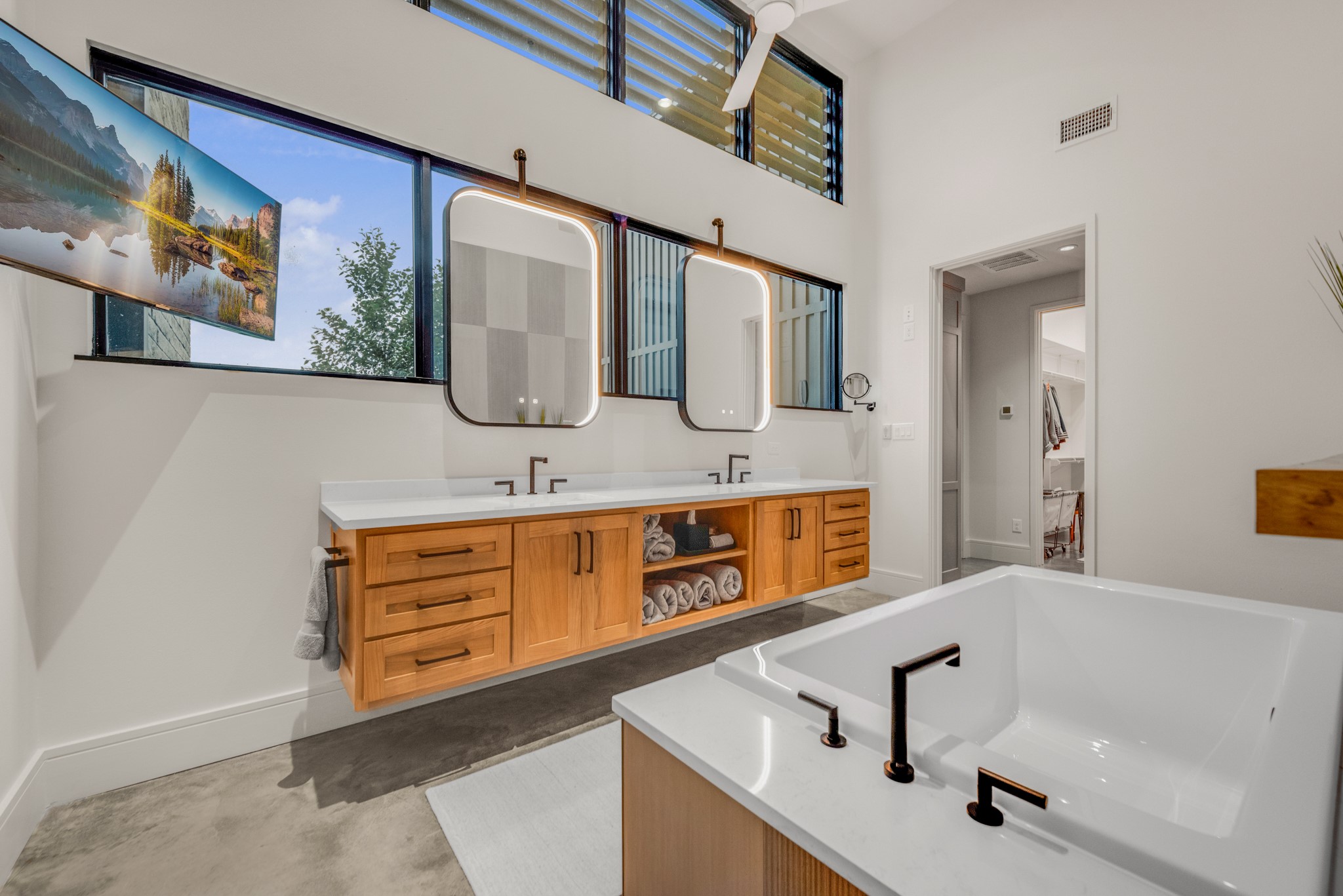 2240 Lake View Landing