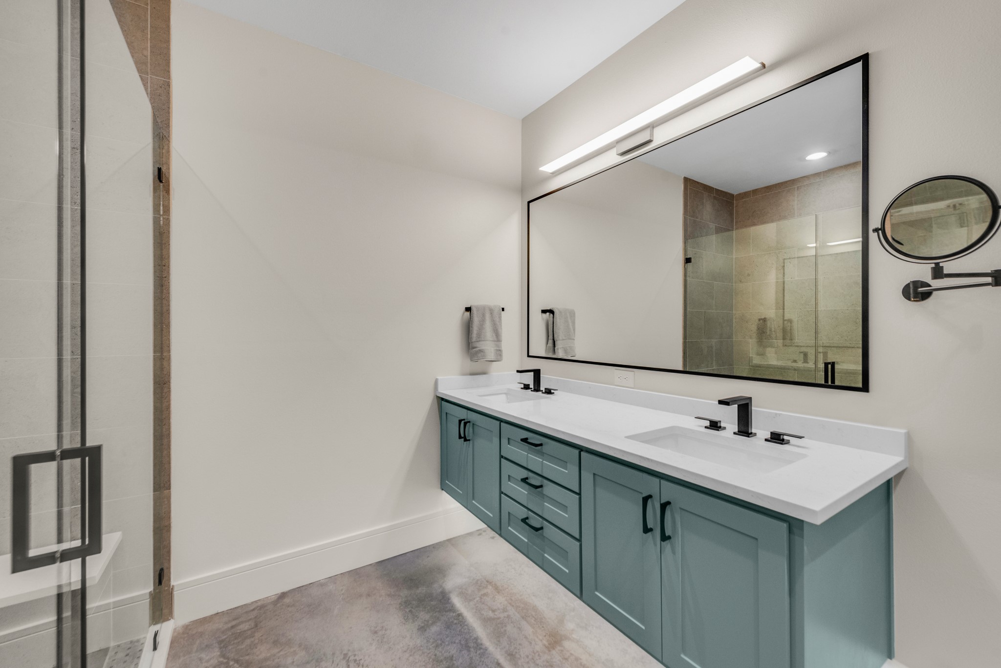 2240 Lake View Landing