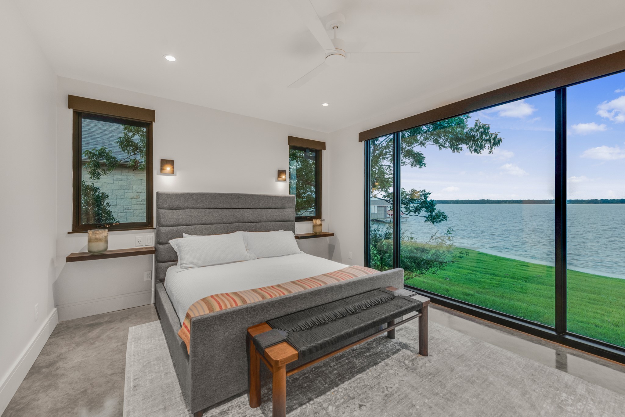 2240 Lake View Landing