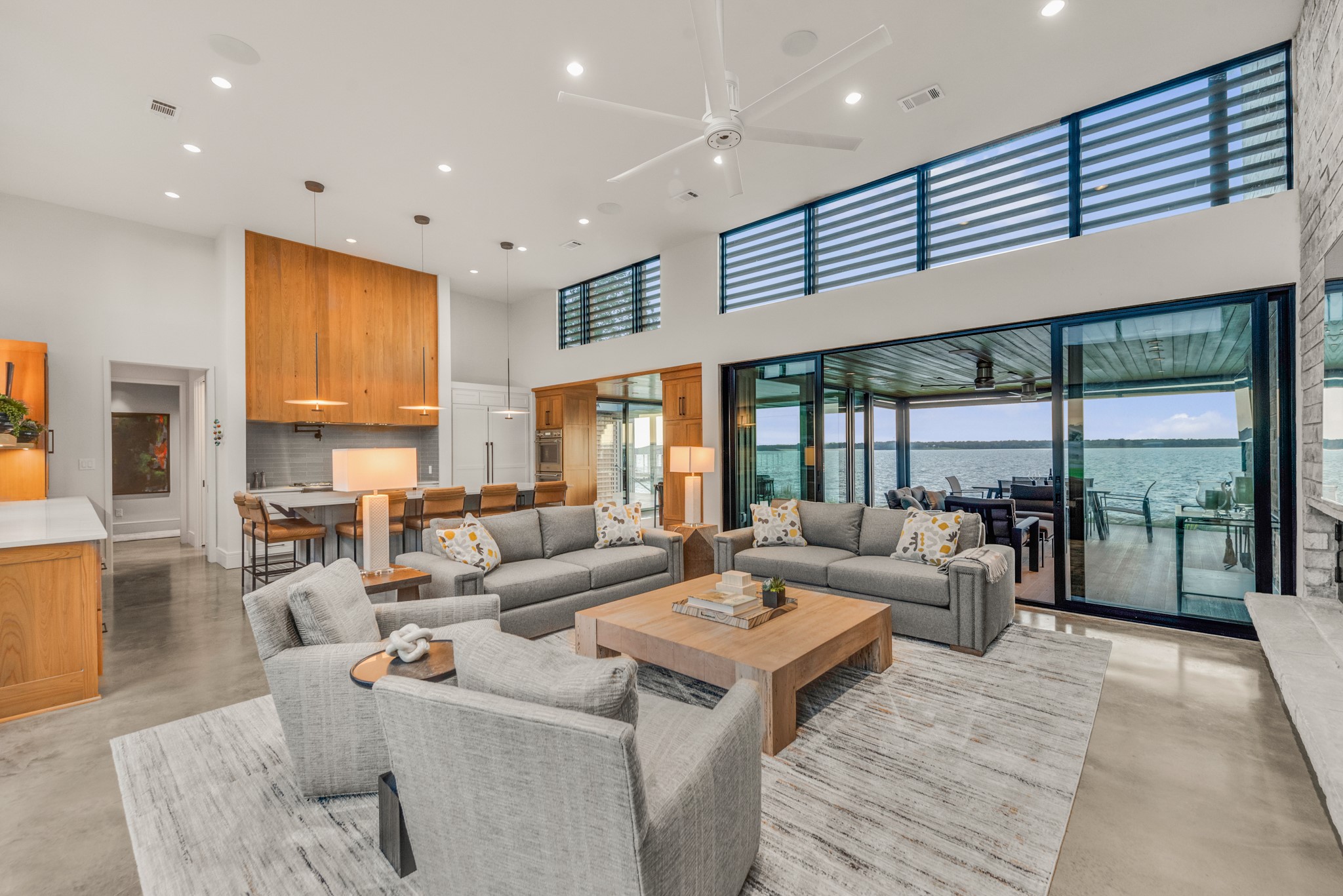 2240 Lake View Landing