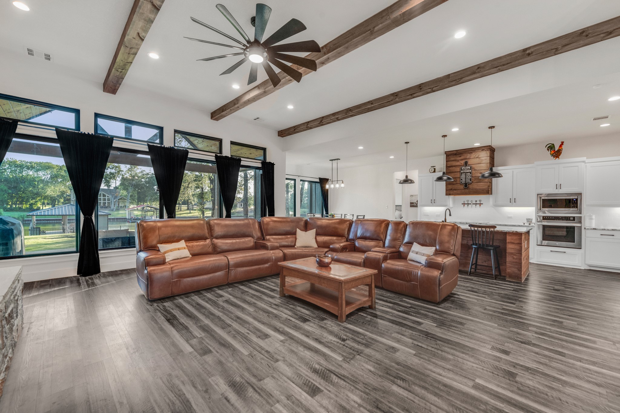 812 Waters Edge Drive