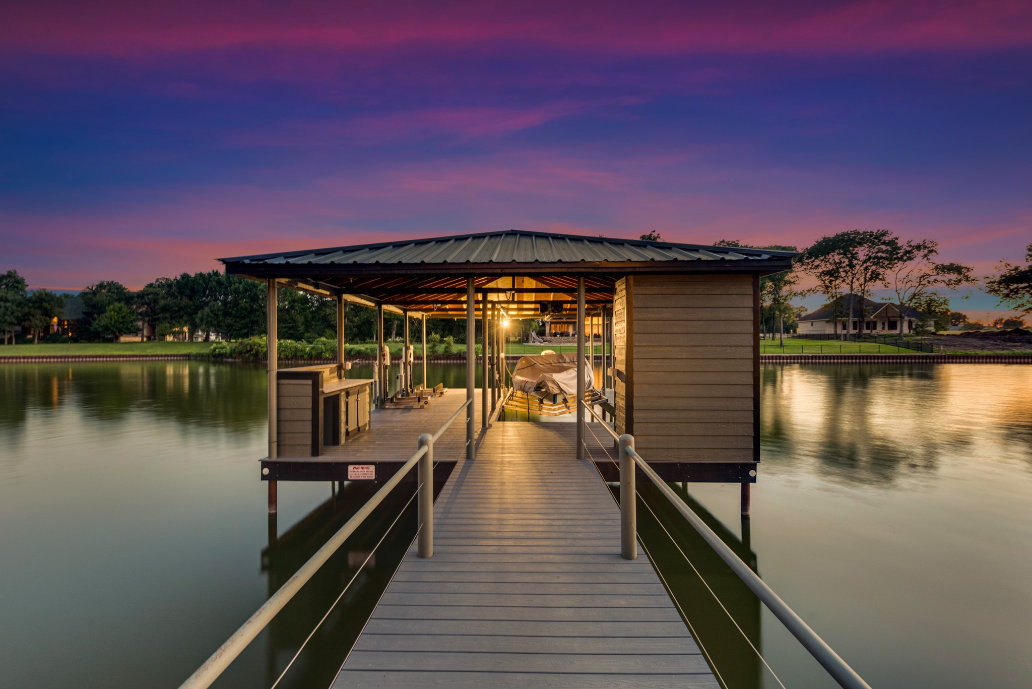 812 Waters Edge Drive