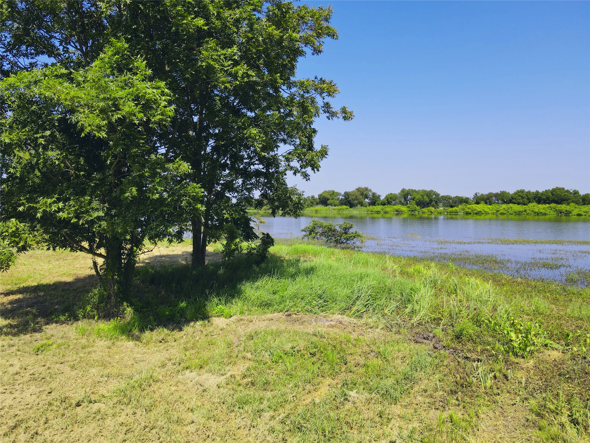 5086 Waterfront Road