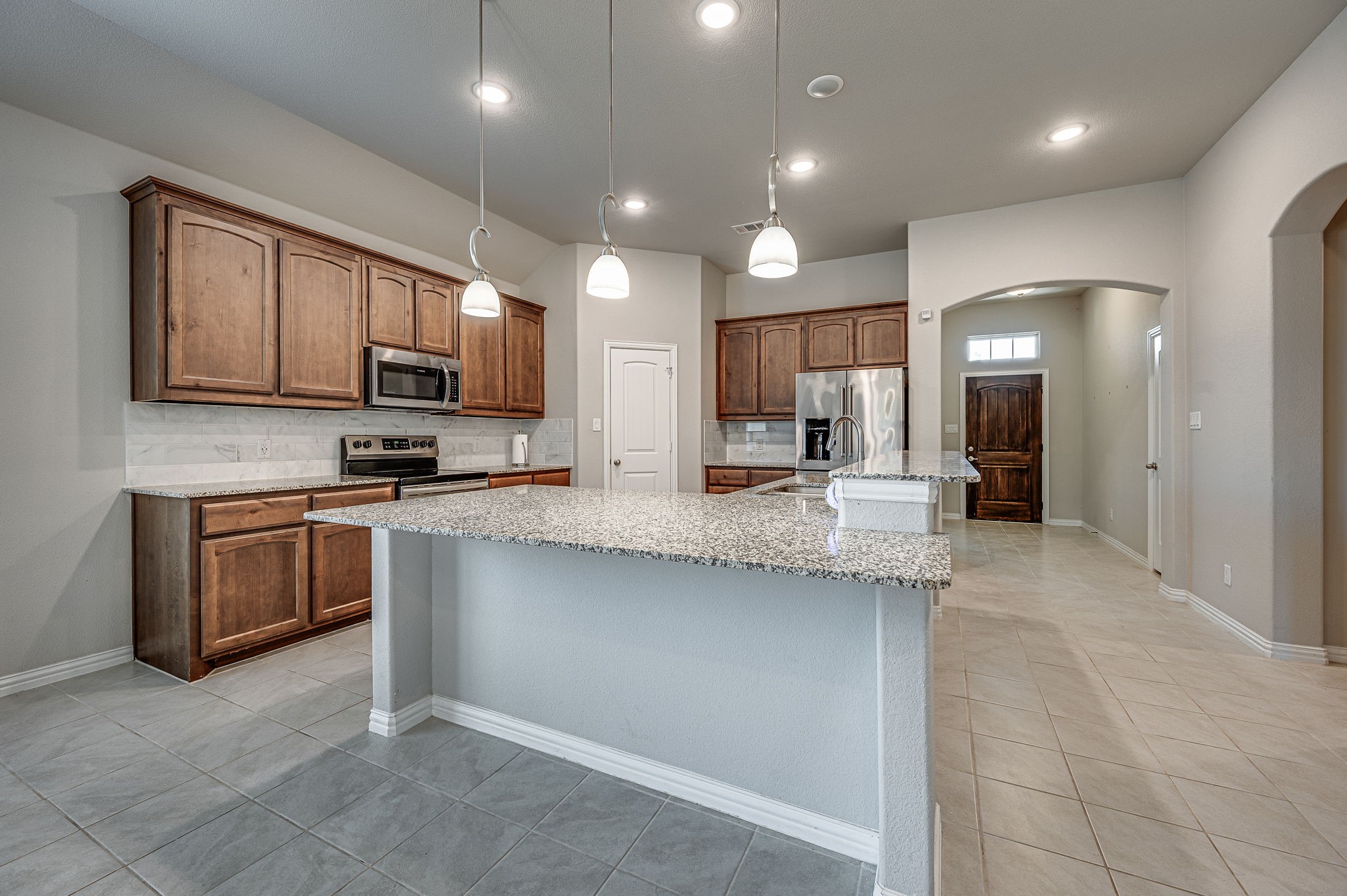 804 Royse Ridge Road