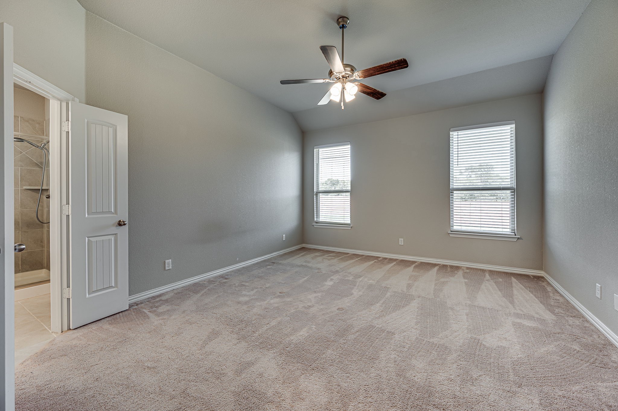 804 Royse Ridge Road