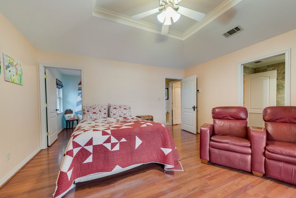340 Knights Circle