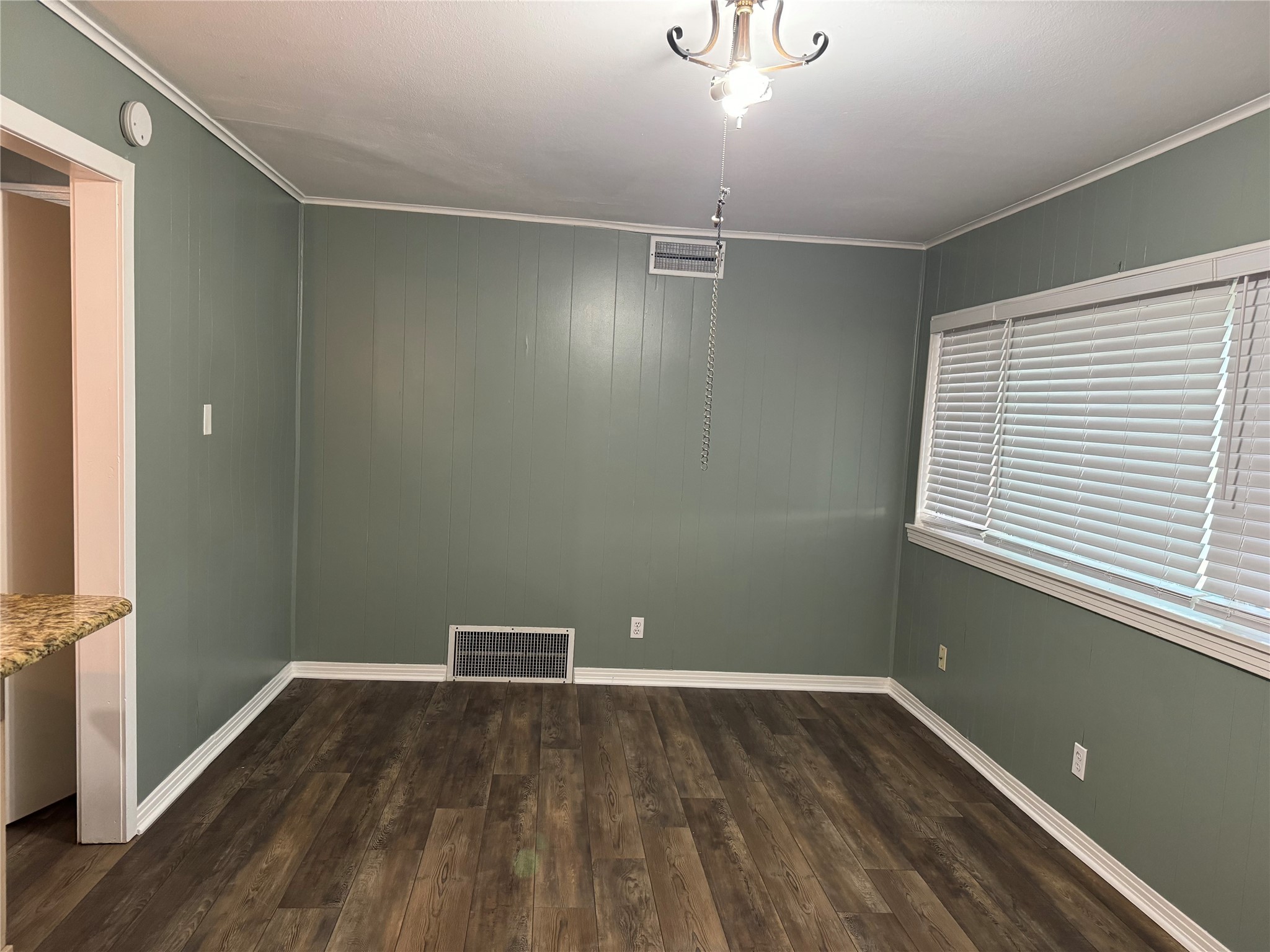 1406 Country Club Road