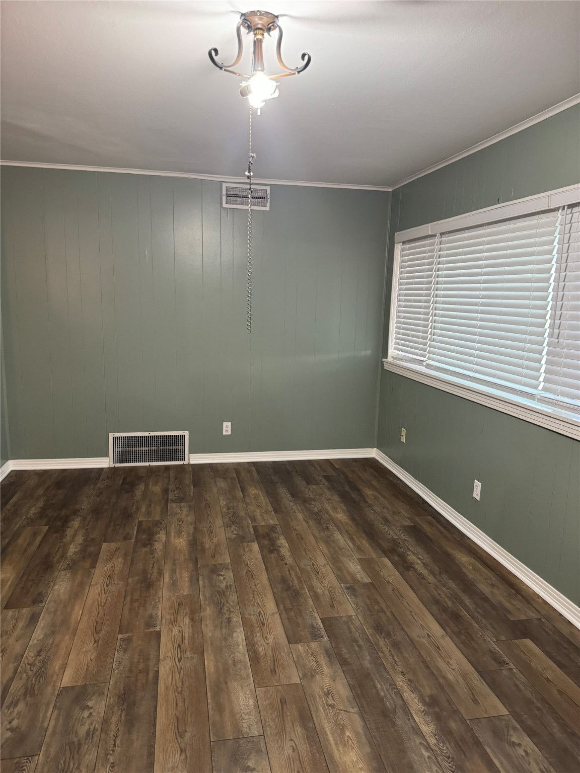 1406 Country Club Road