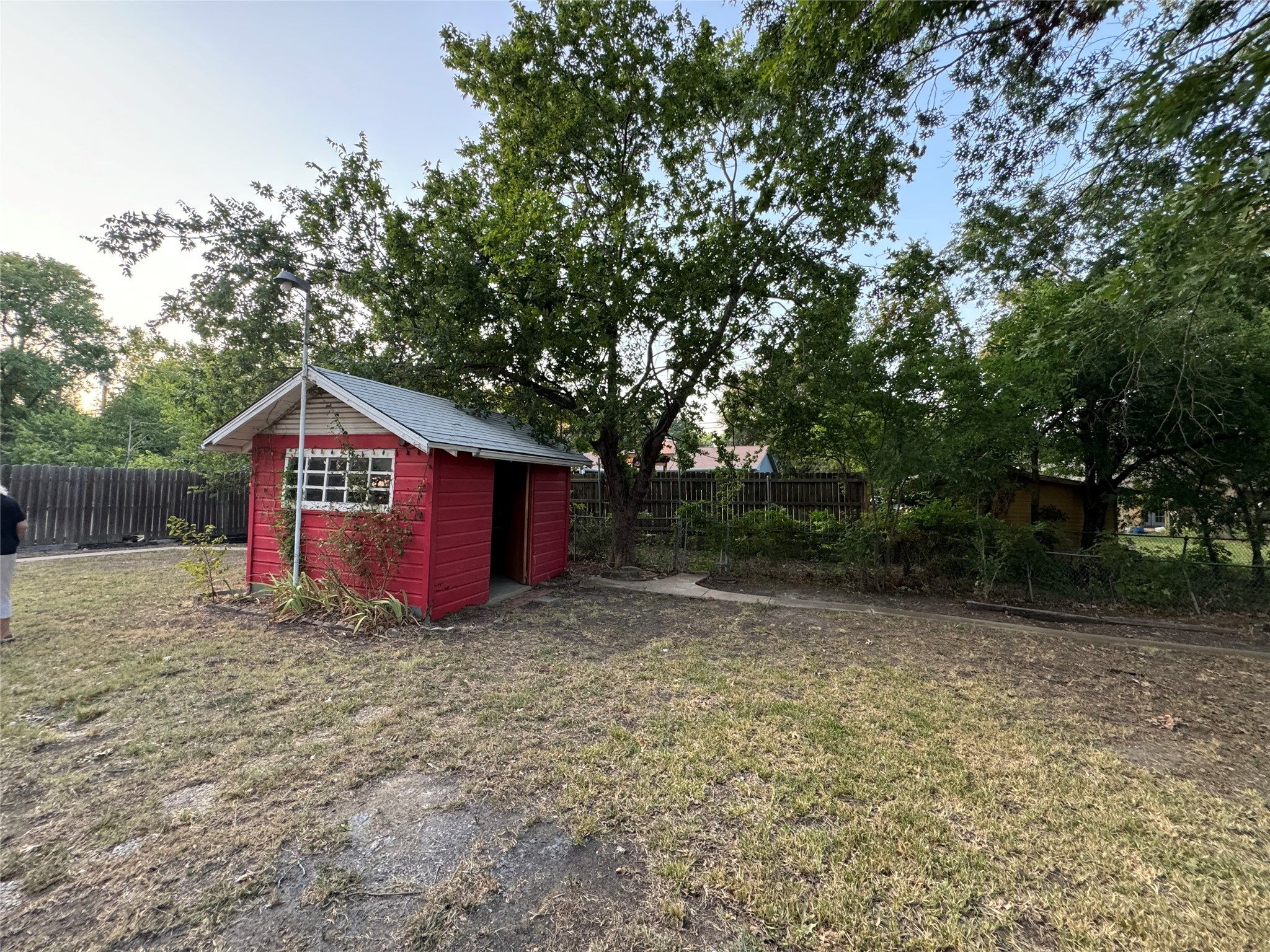 1406 Country Club Road