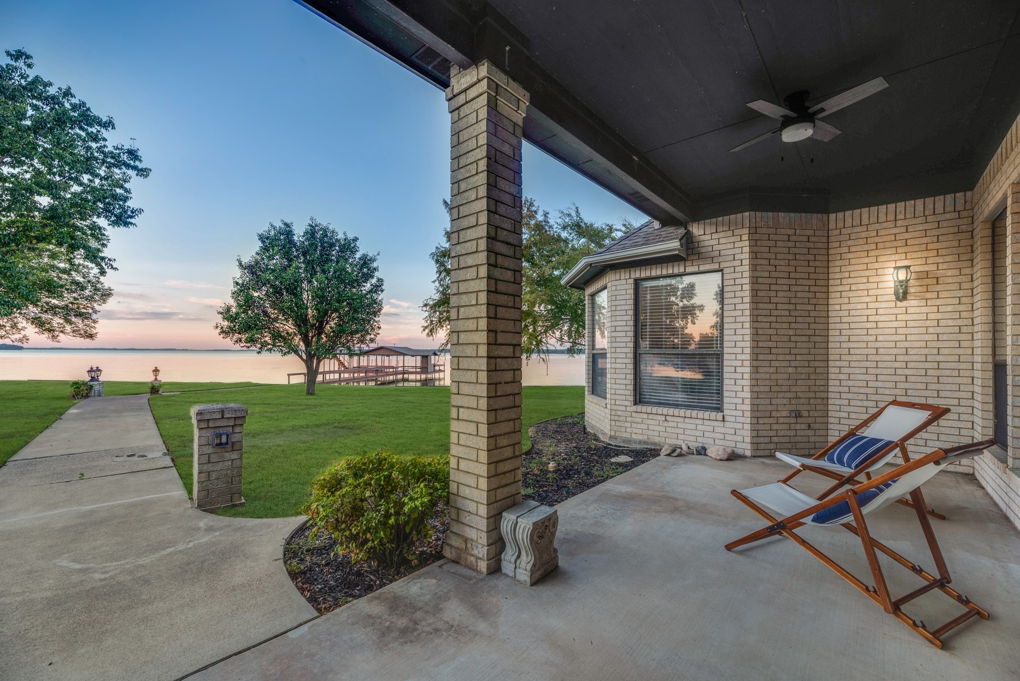 609 Sunset Point