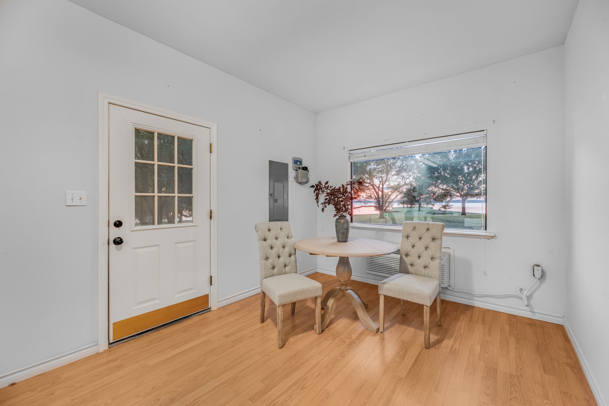 609 Sunset Point