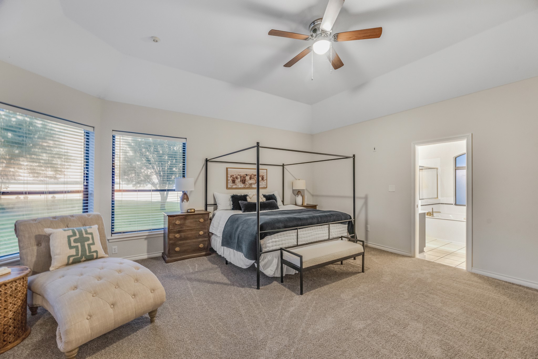 609 Sunset Point