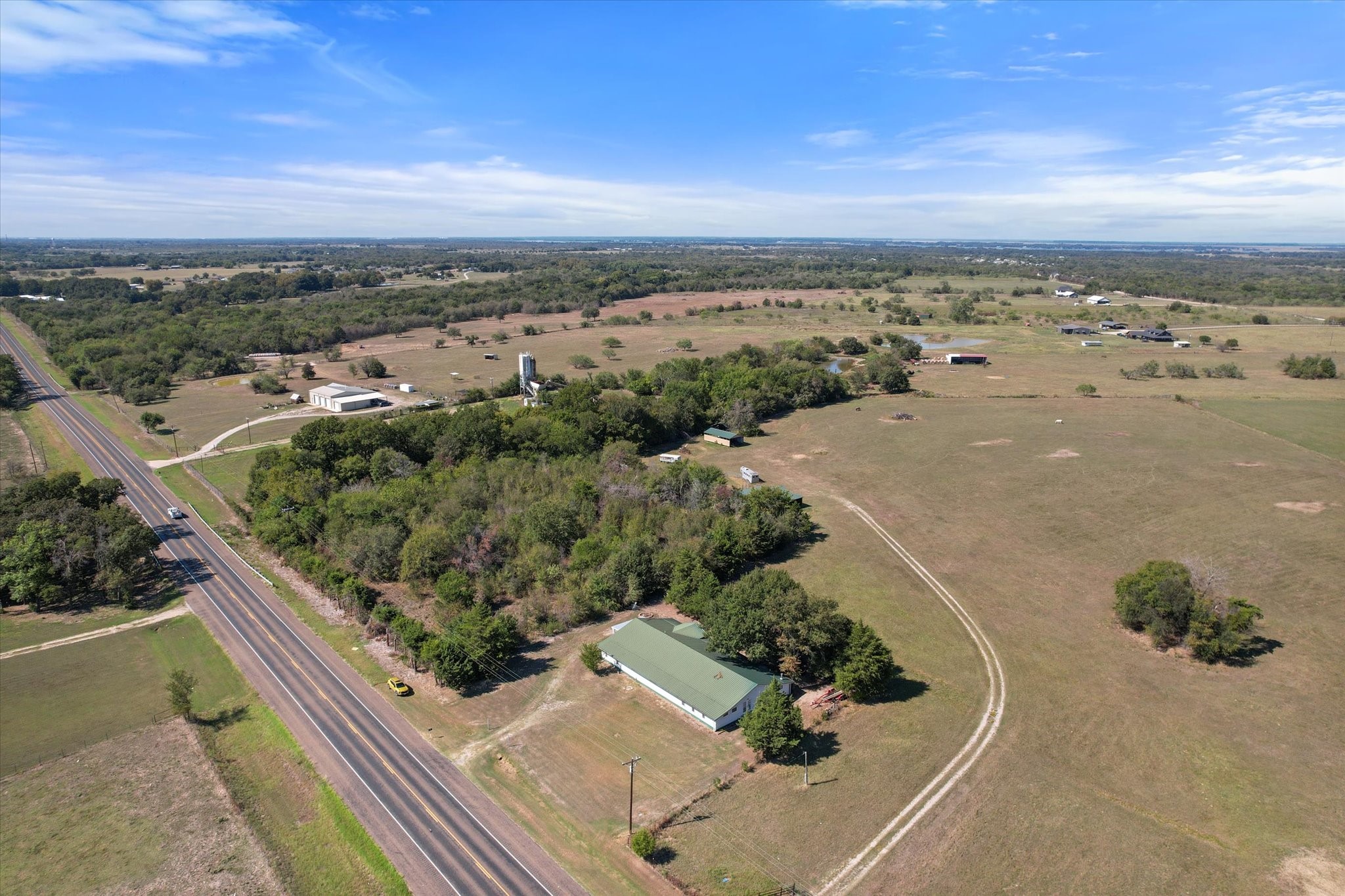 9027 S US Highway 287