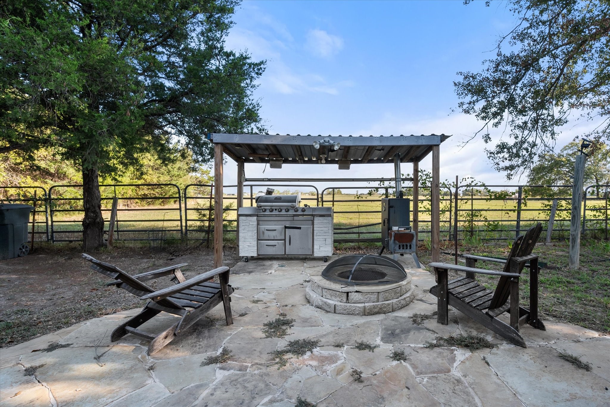 9027 S US Highway 287