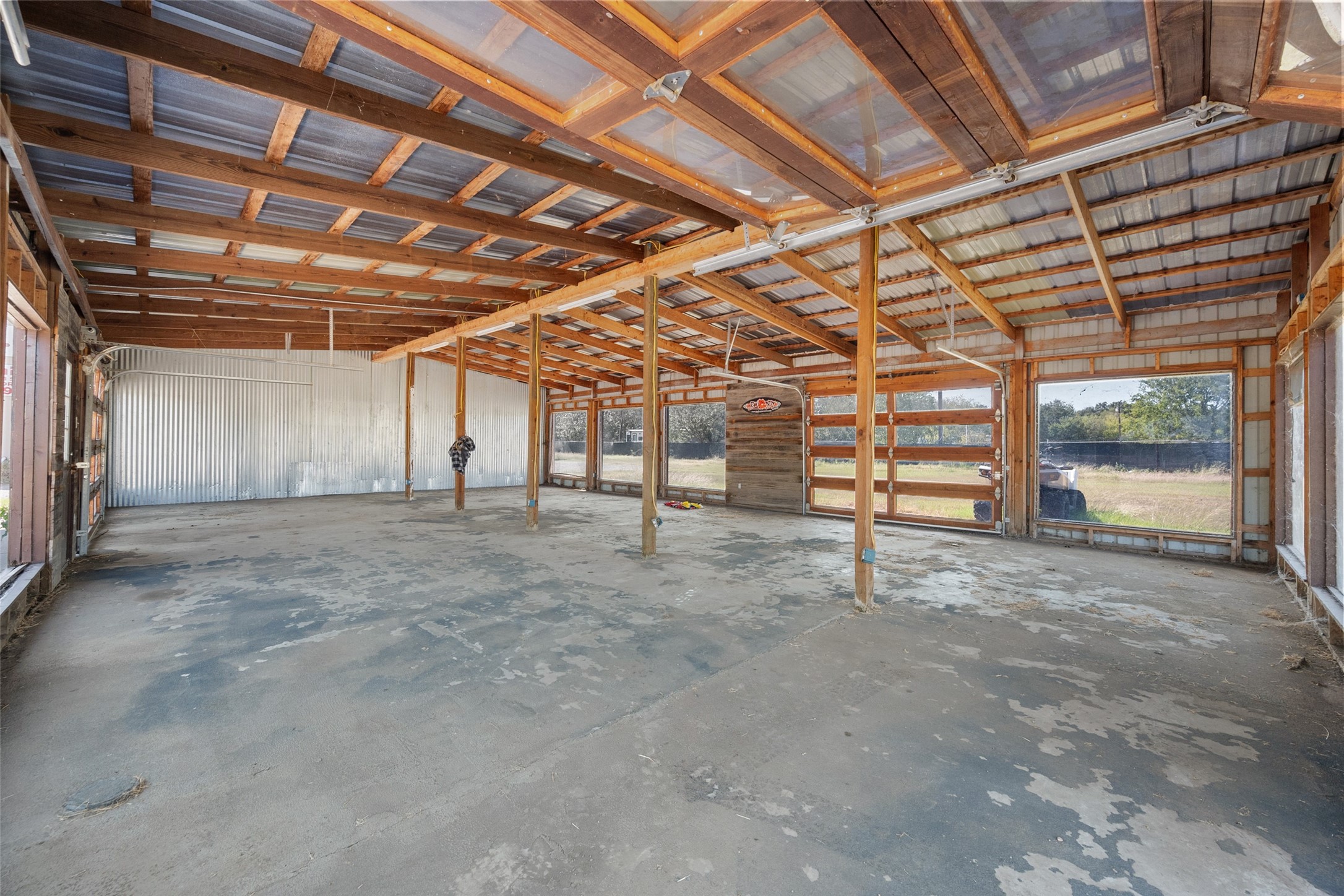 11104 E State Highway 31